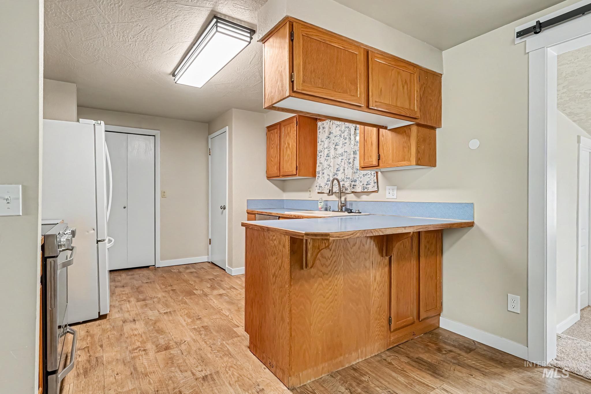 162 S Ash Ave Property Photo 11