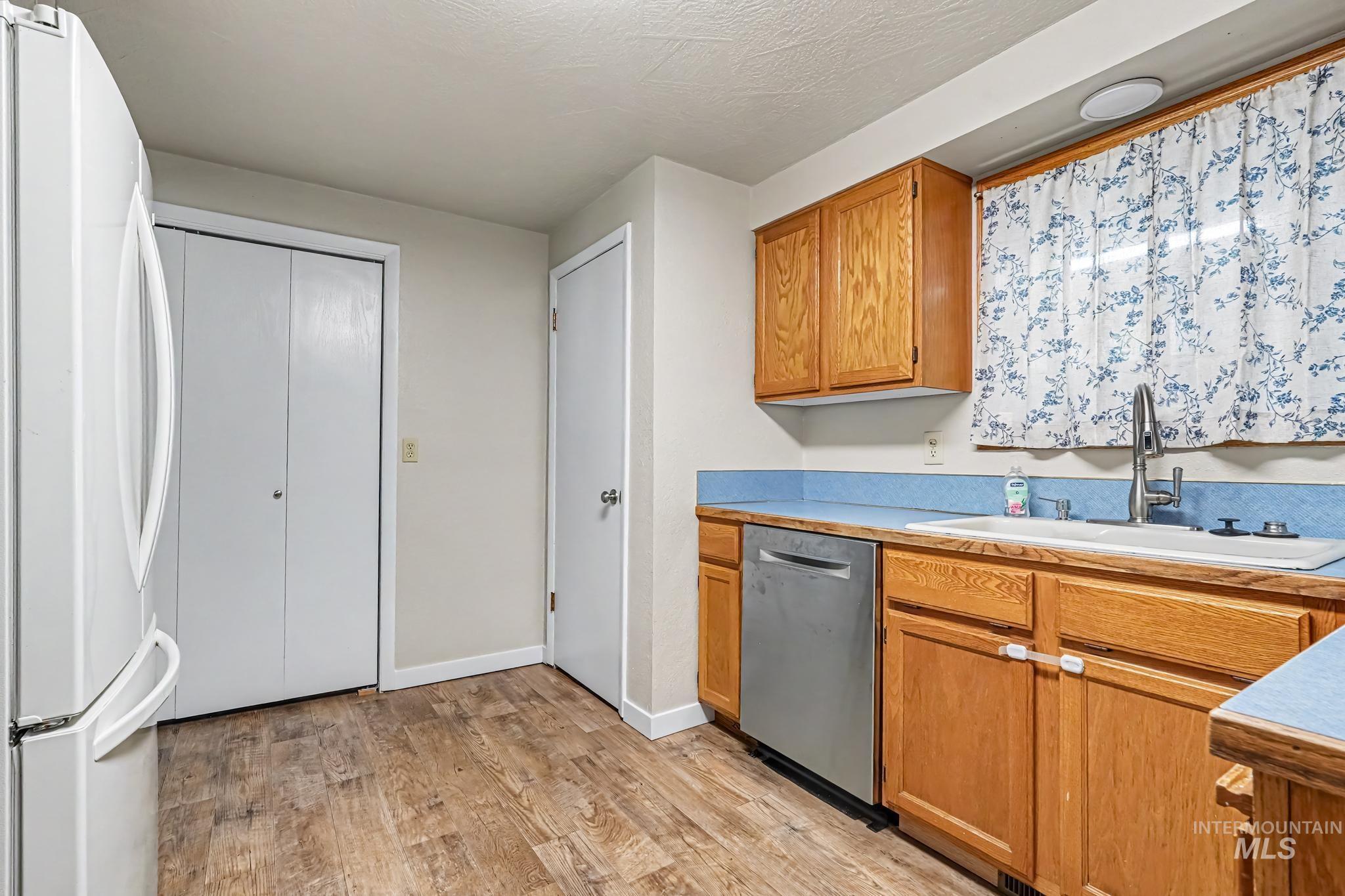 162 S Ash Ave Property Photo 12