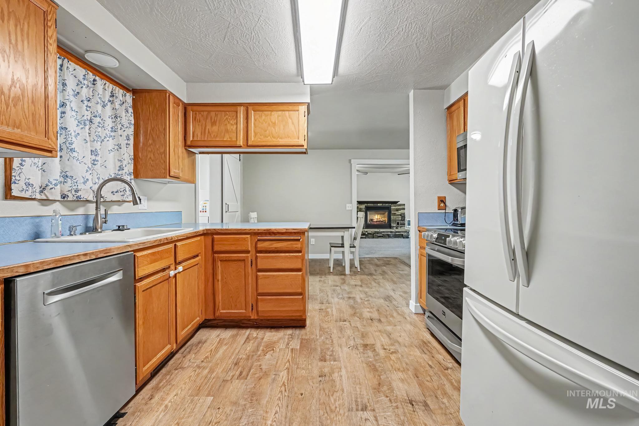 162 S Ash Ave Property Photo 13