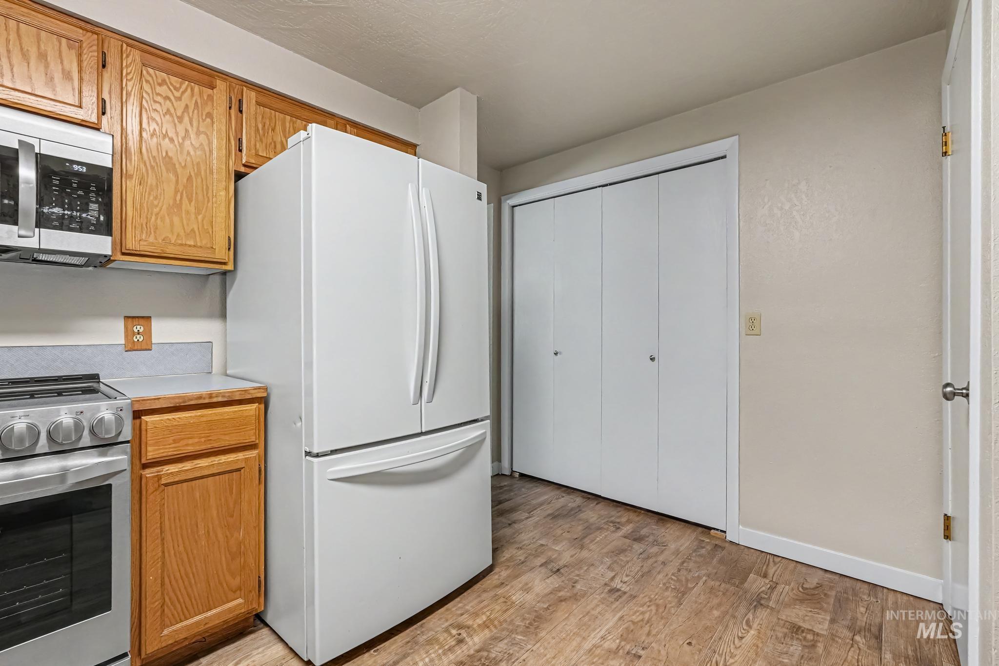 162 S Ash Ave Property Photo 15