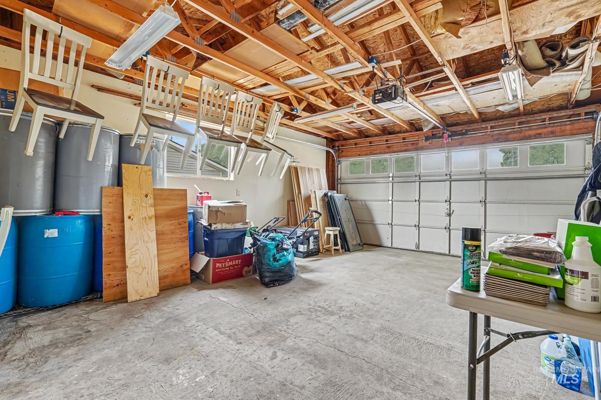162 S Ash Ave Property Photo 32