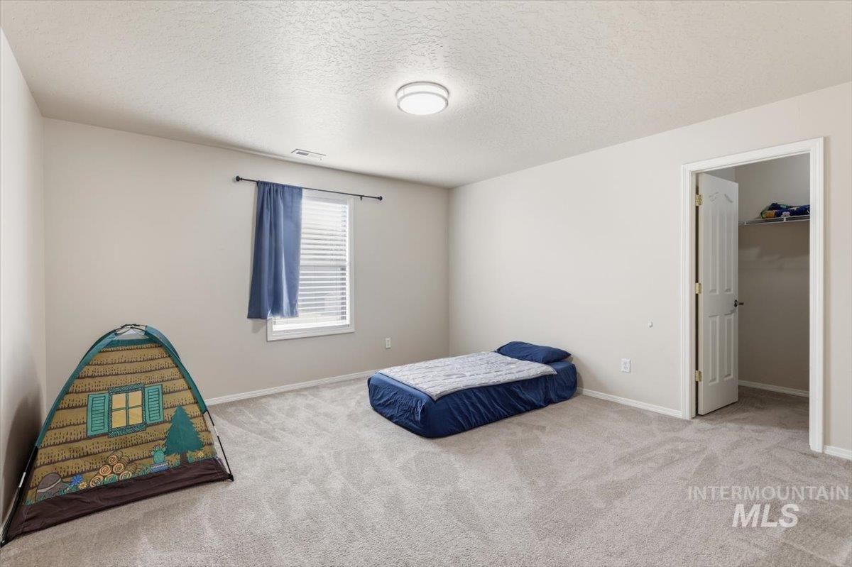 16765 Ardyce Ave Property Photo 25