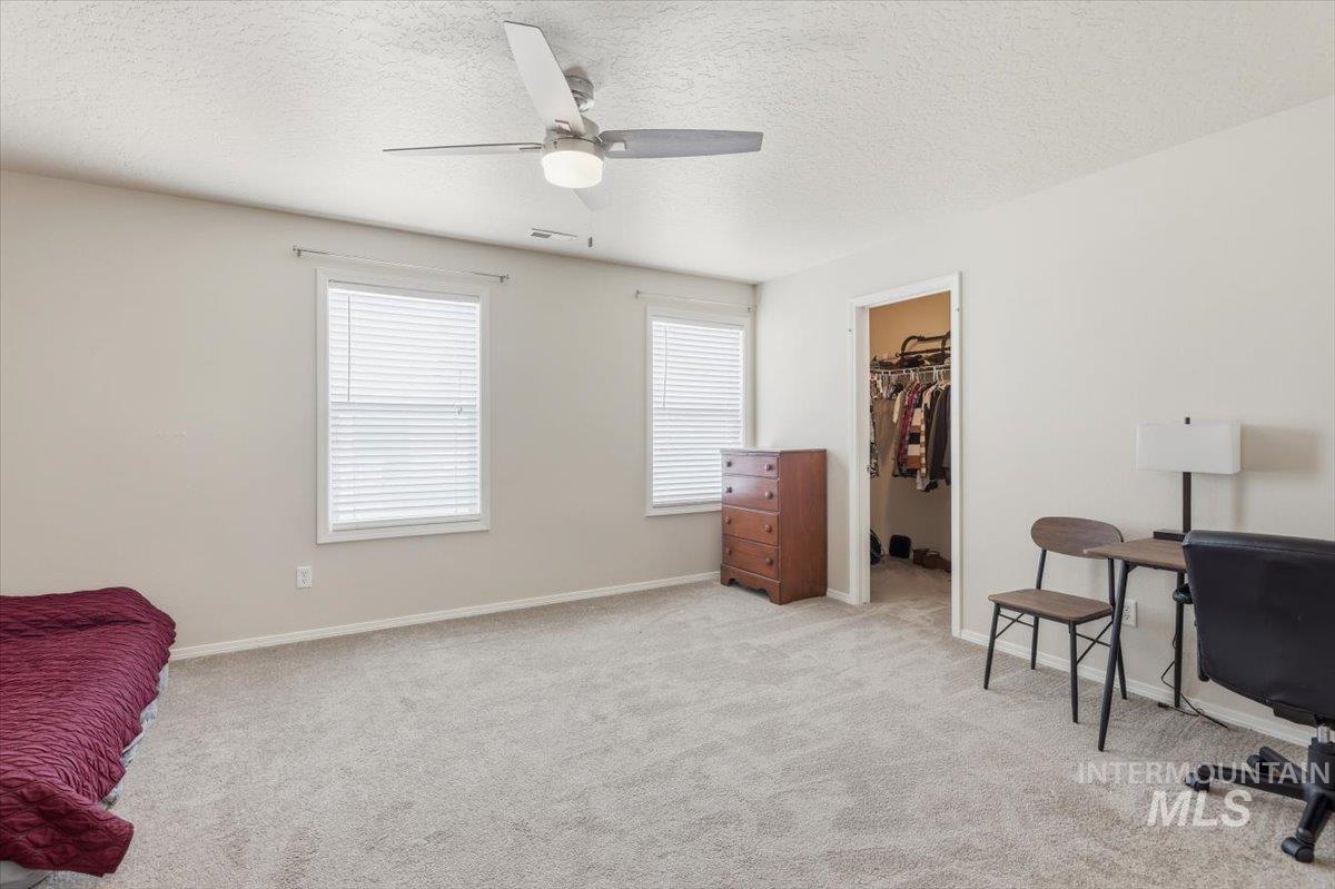 16765 Ardyce Ave Property Photo 28
