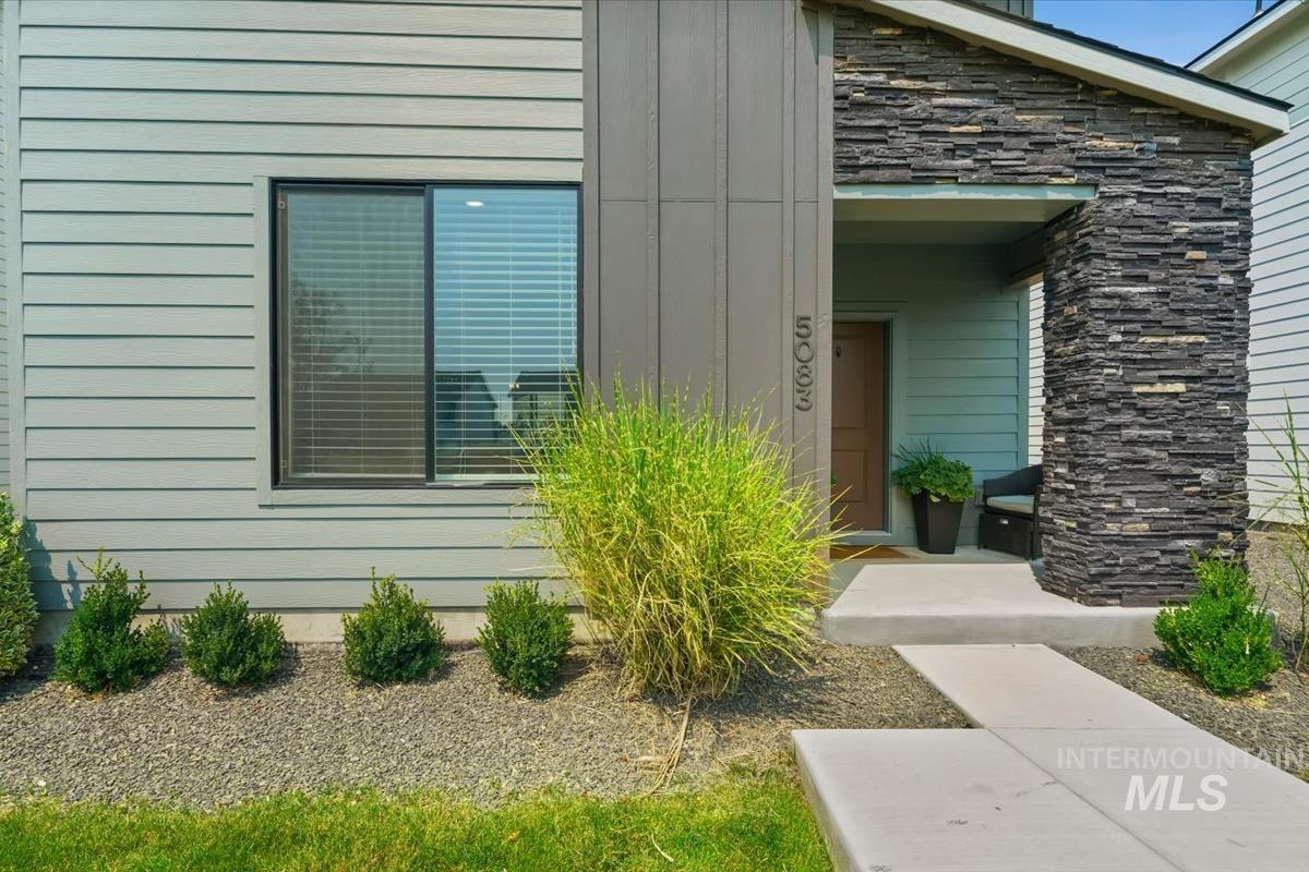 5083 W Milano St. Property Photo 2
