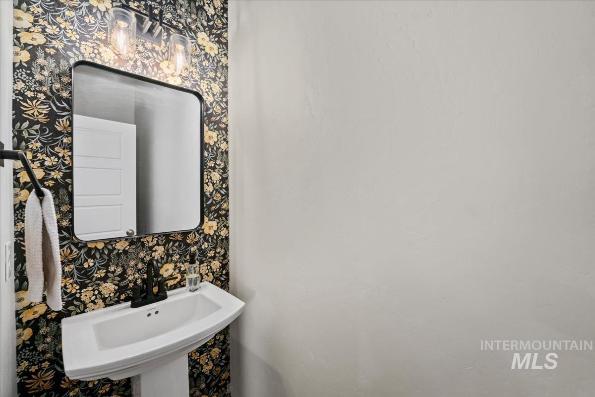 5083 W Milano St. Property Photo 18