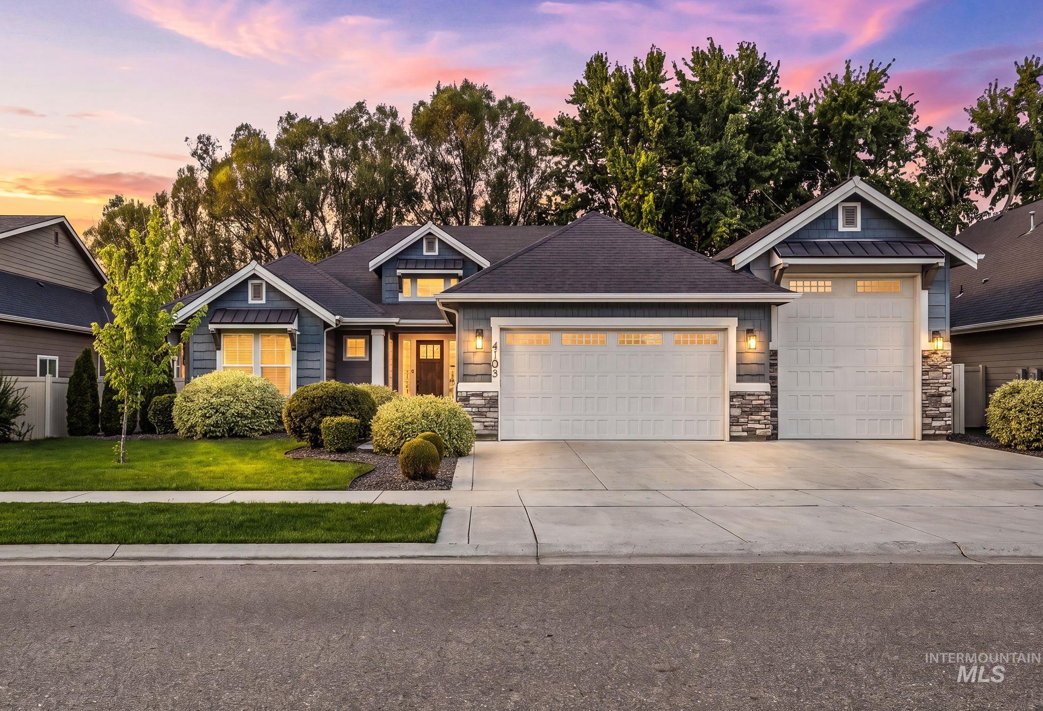 4106 W Prickly Pear Dr.