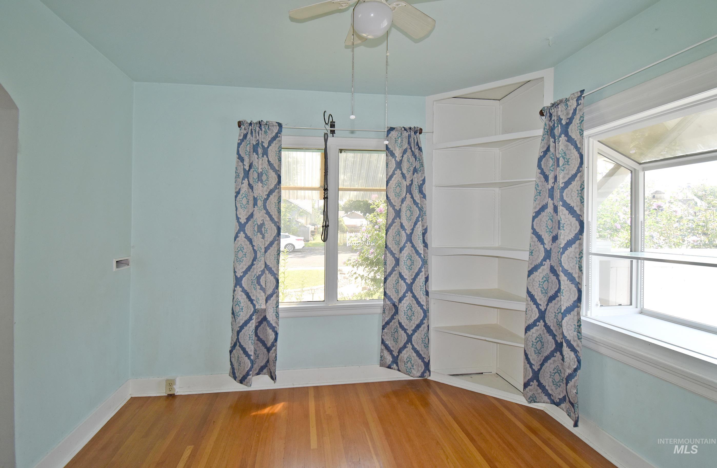 1024 10th Street Property Photo 6