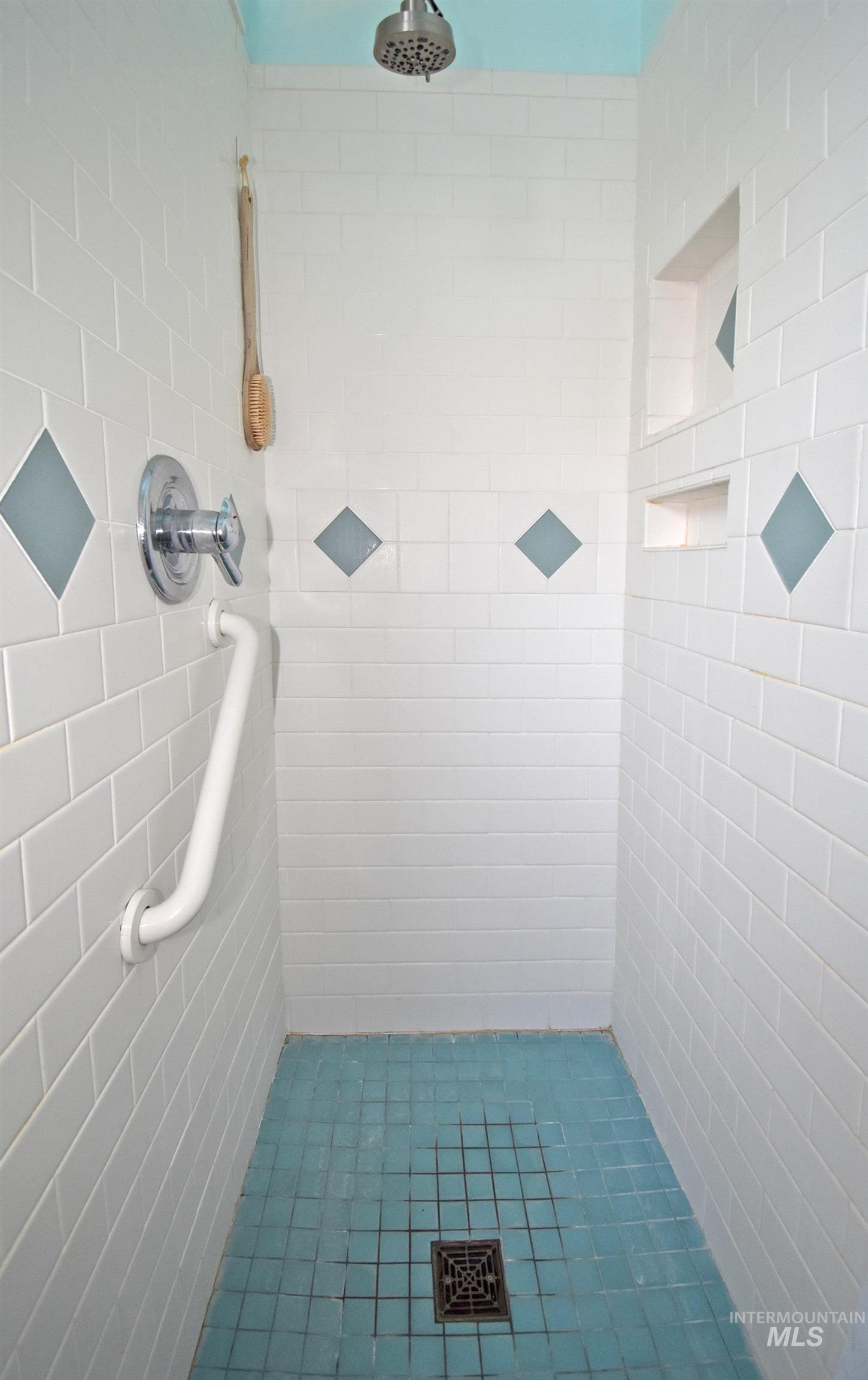 1024 10th Street Property Photo 15
