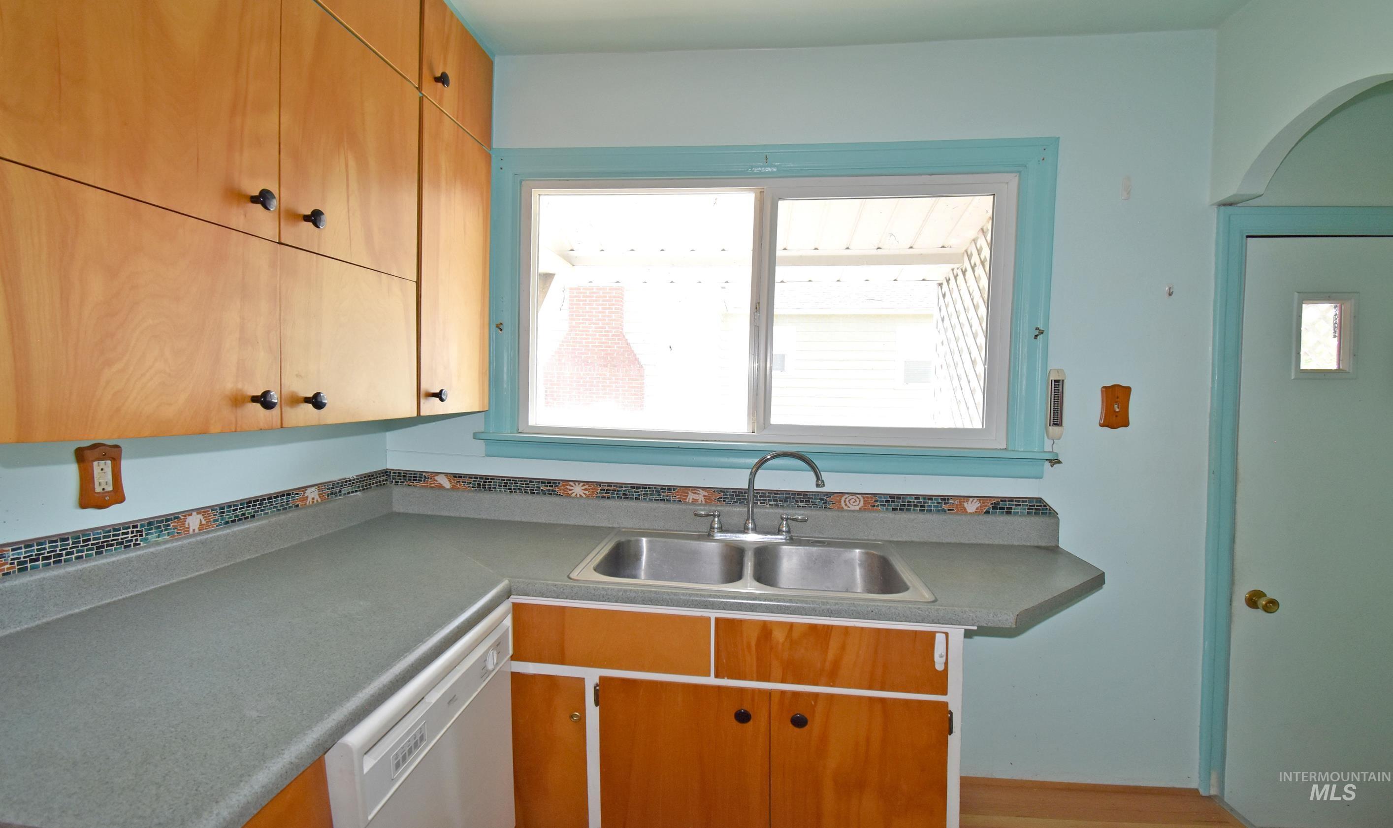 1024 10th Street Property Photo 19