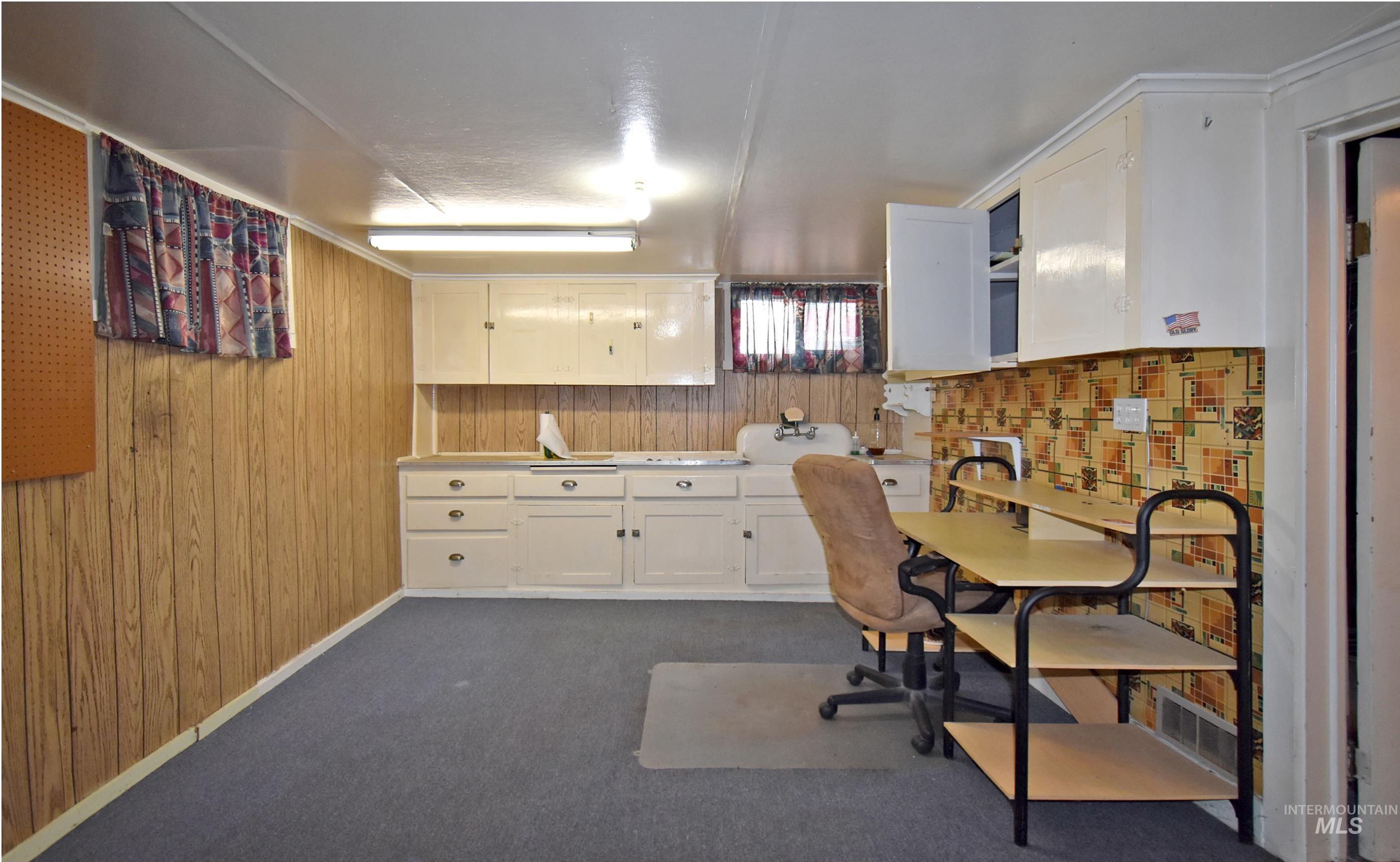 1024 10th Street Property Photo 24