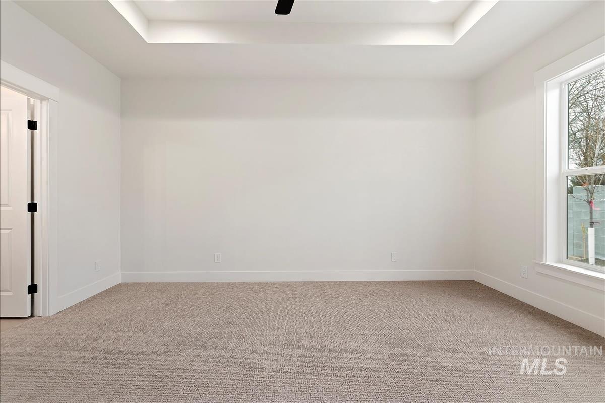 6914 W Tolland St Property Photo 20