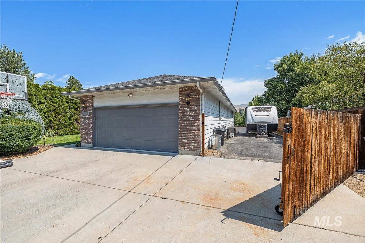 2808 E Boise Ave Property Photo 5