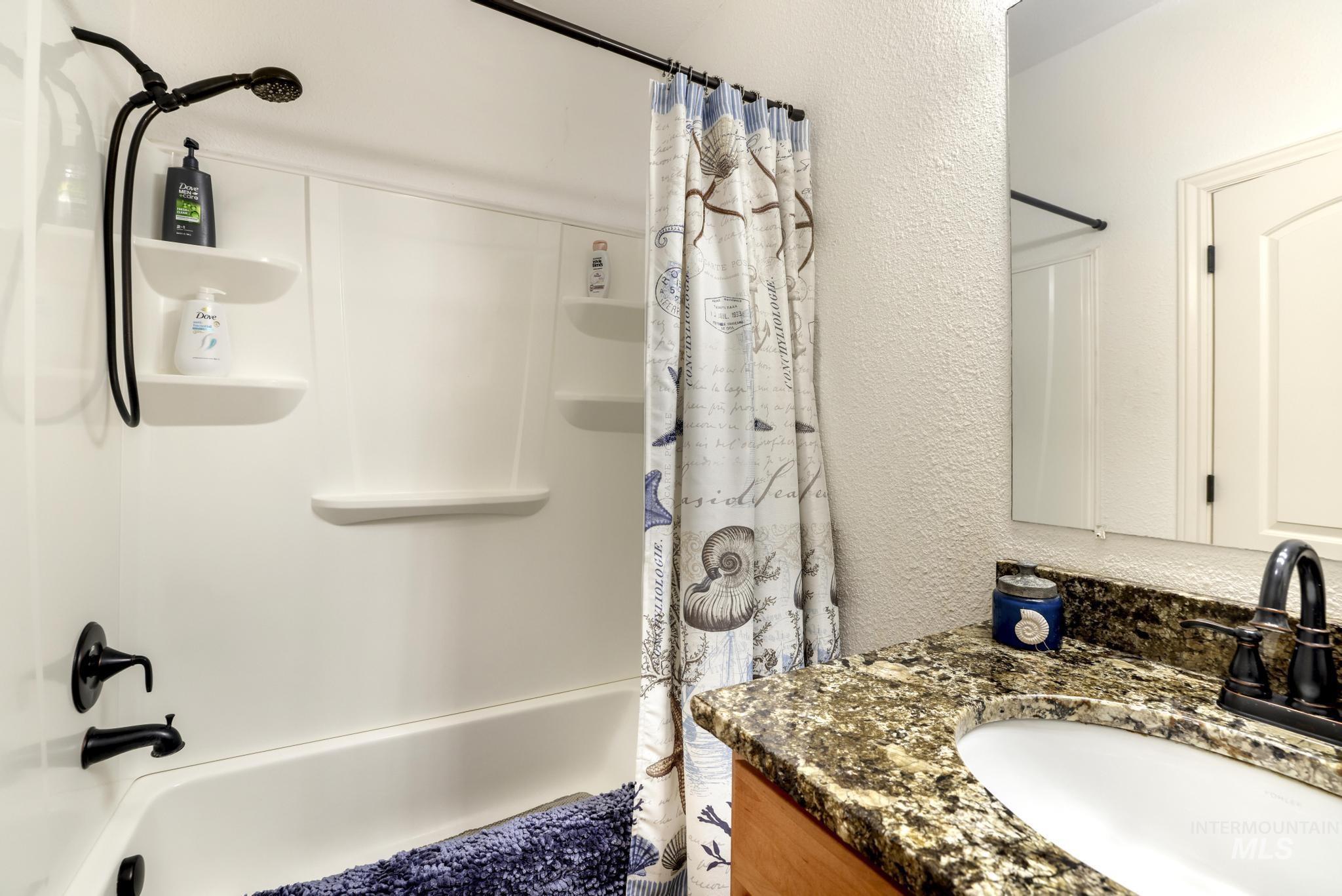 1811 W St Property Photo 17