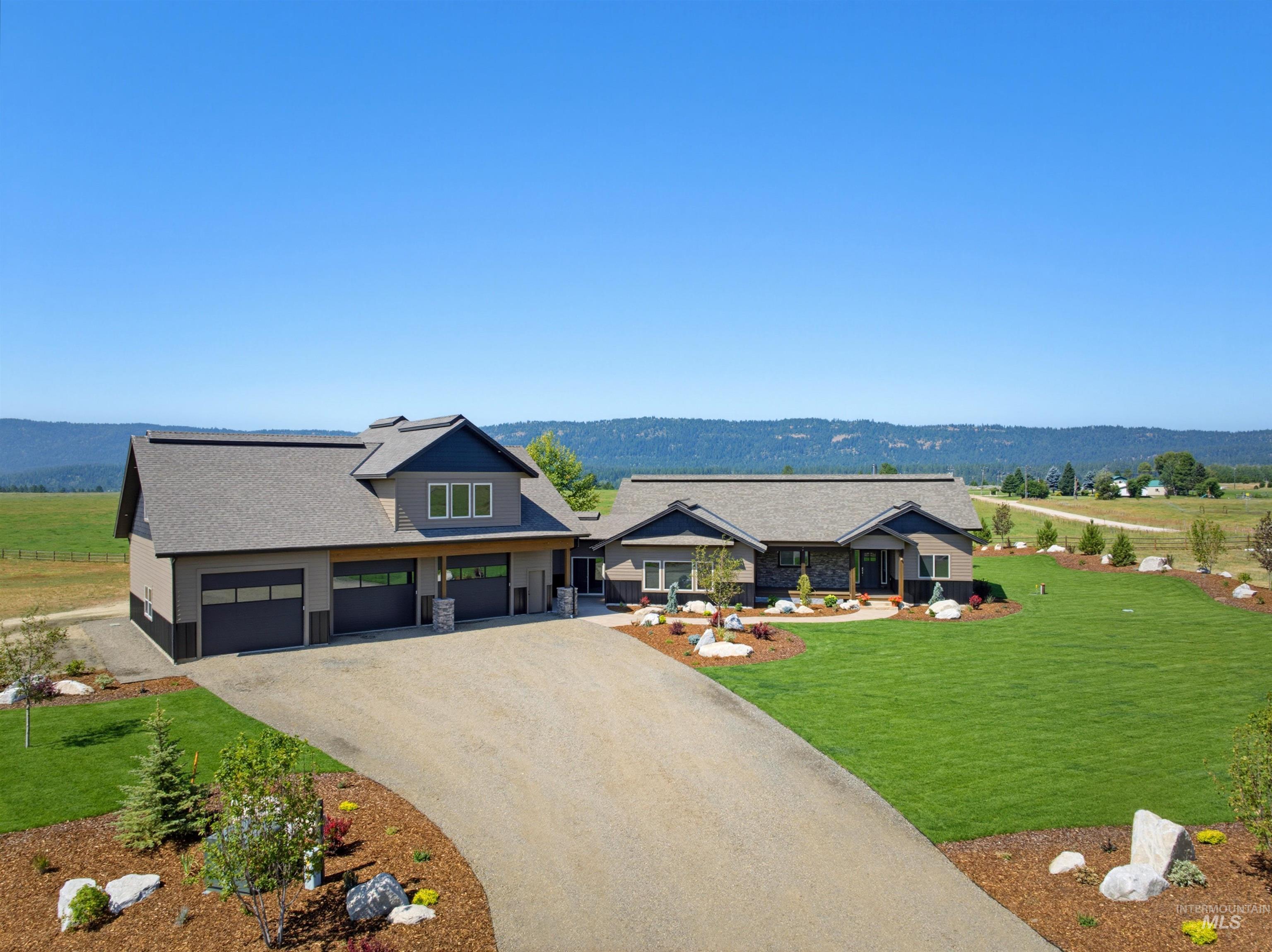 13945 Galloping Rd Property Photo 1