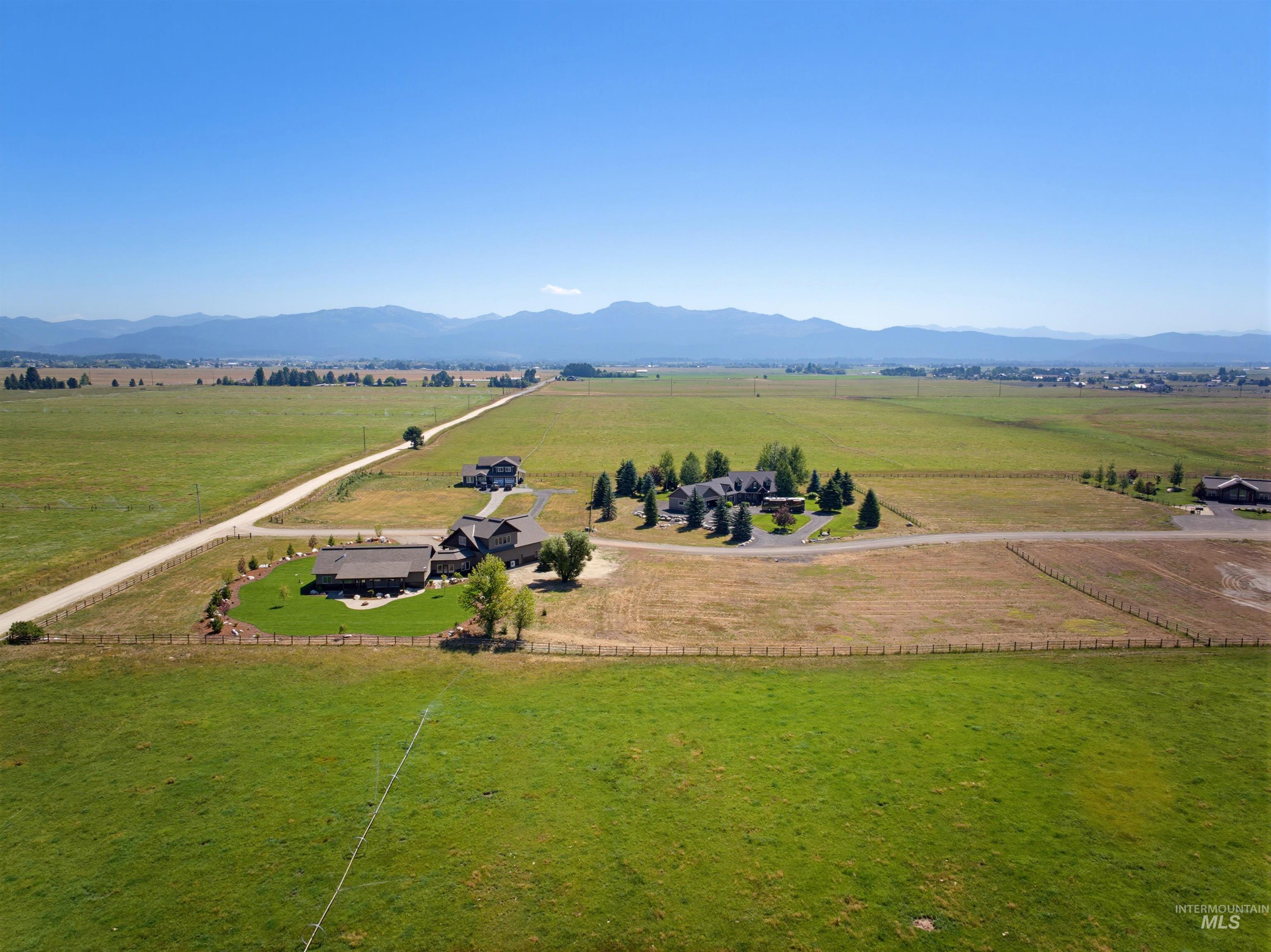13945 Galloping Rd Property Photo 8
