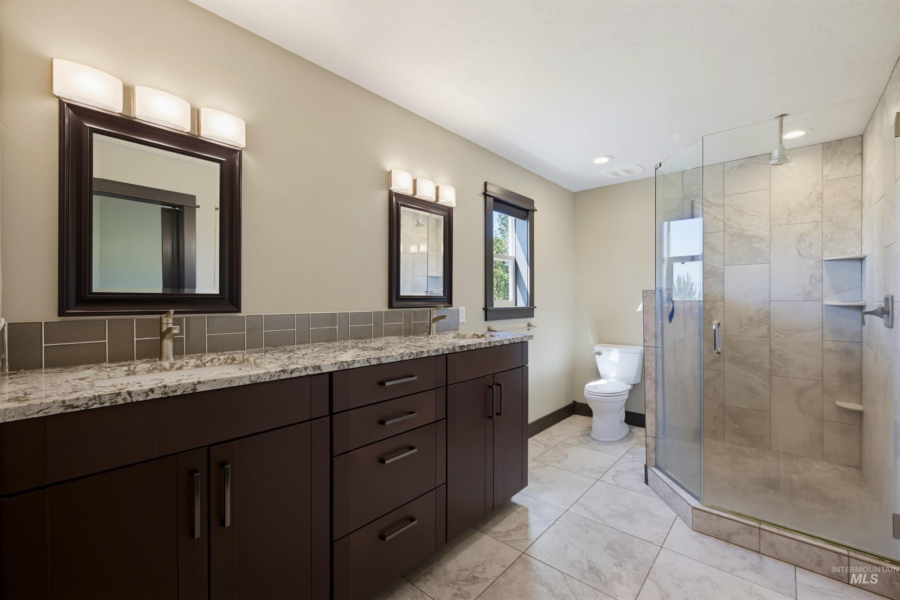 13945 Galloping Rd Property Photo 21