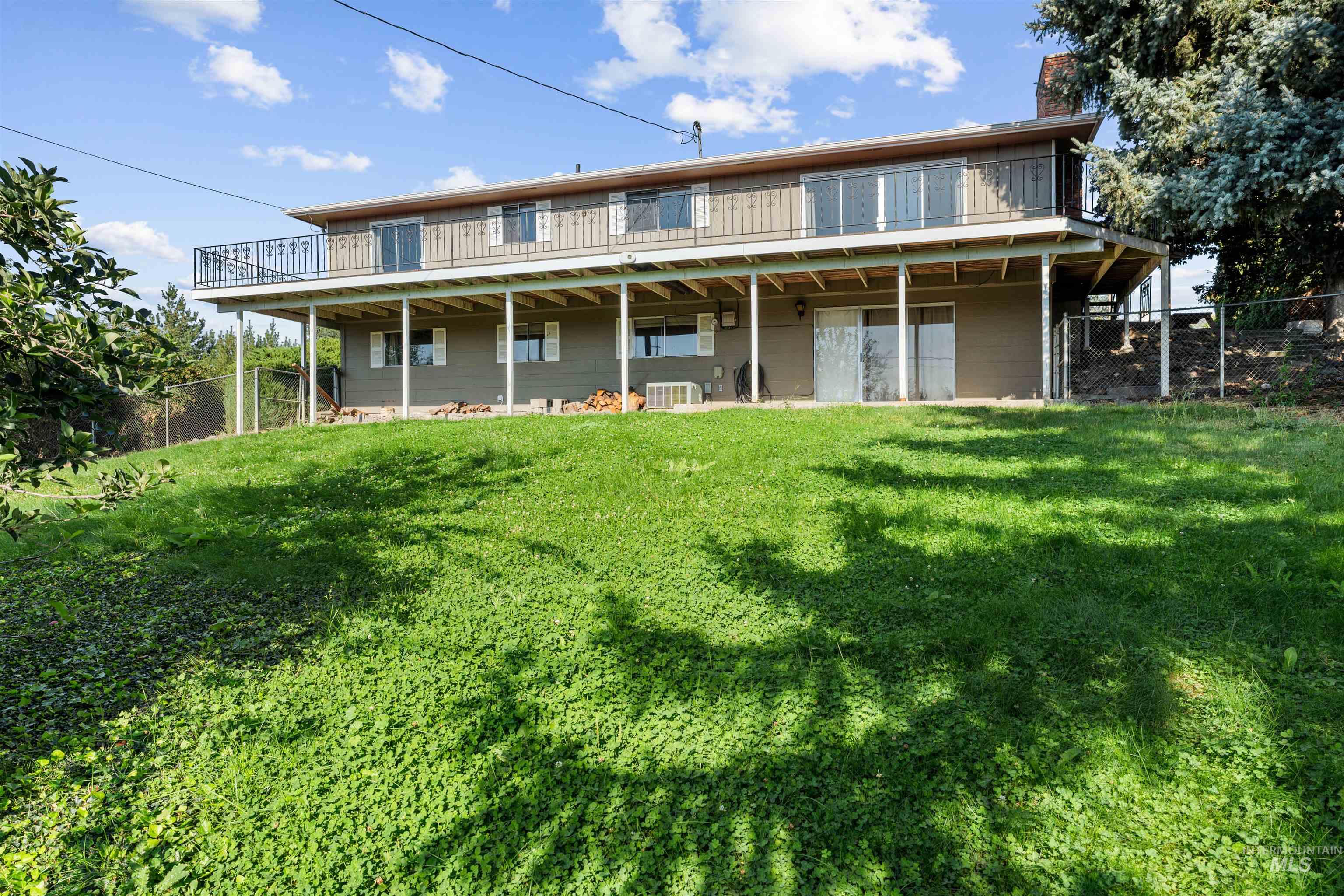 3314 Meadowlark Dr. Property Photo 1