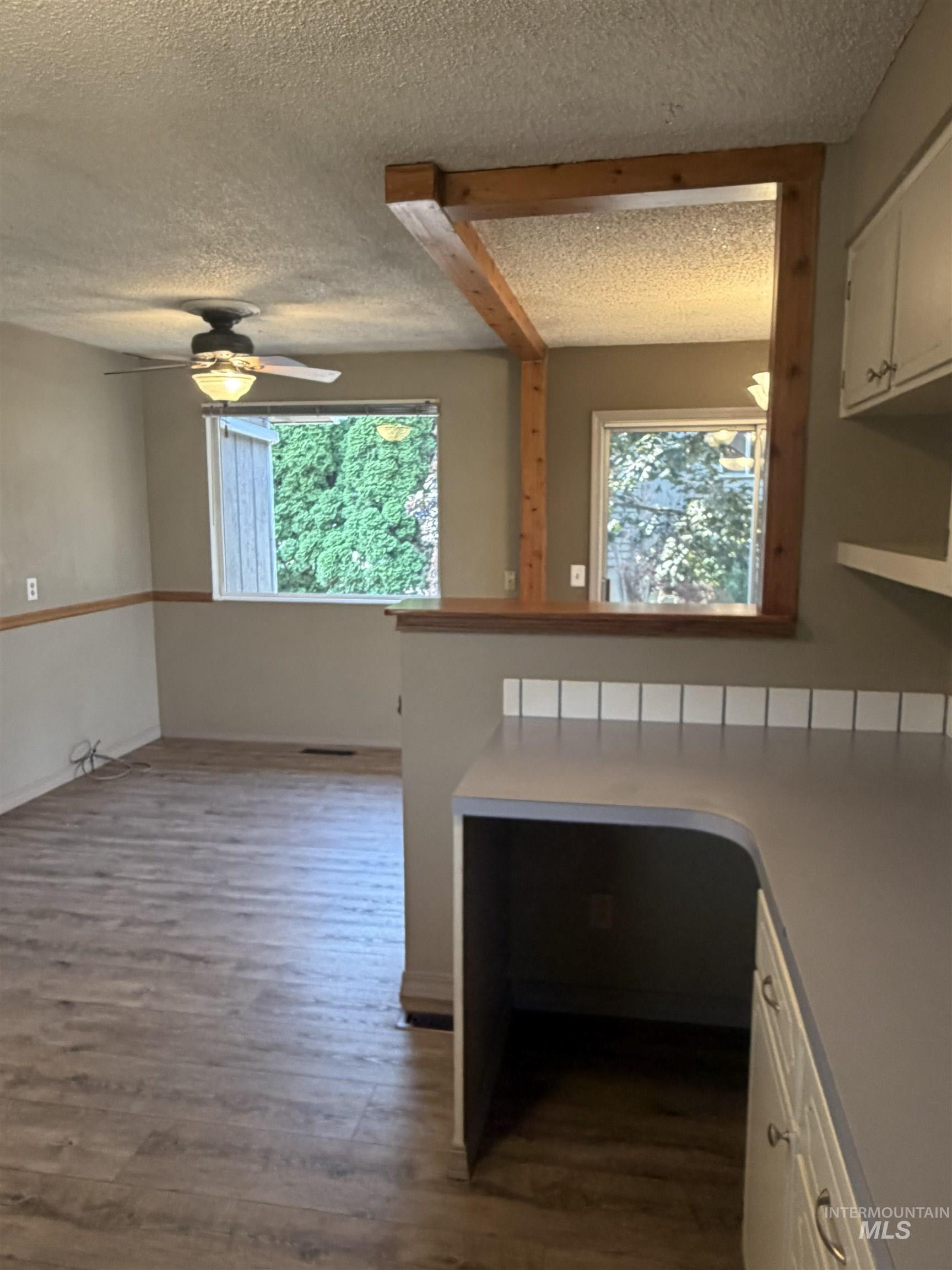 3314 Meadowlark Dr. Property Photo 4