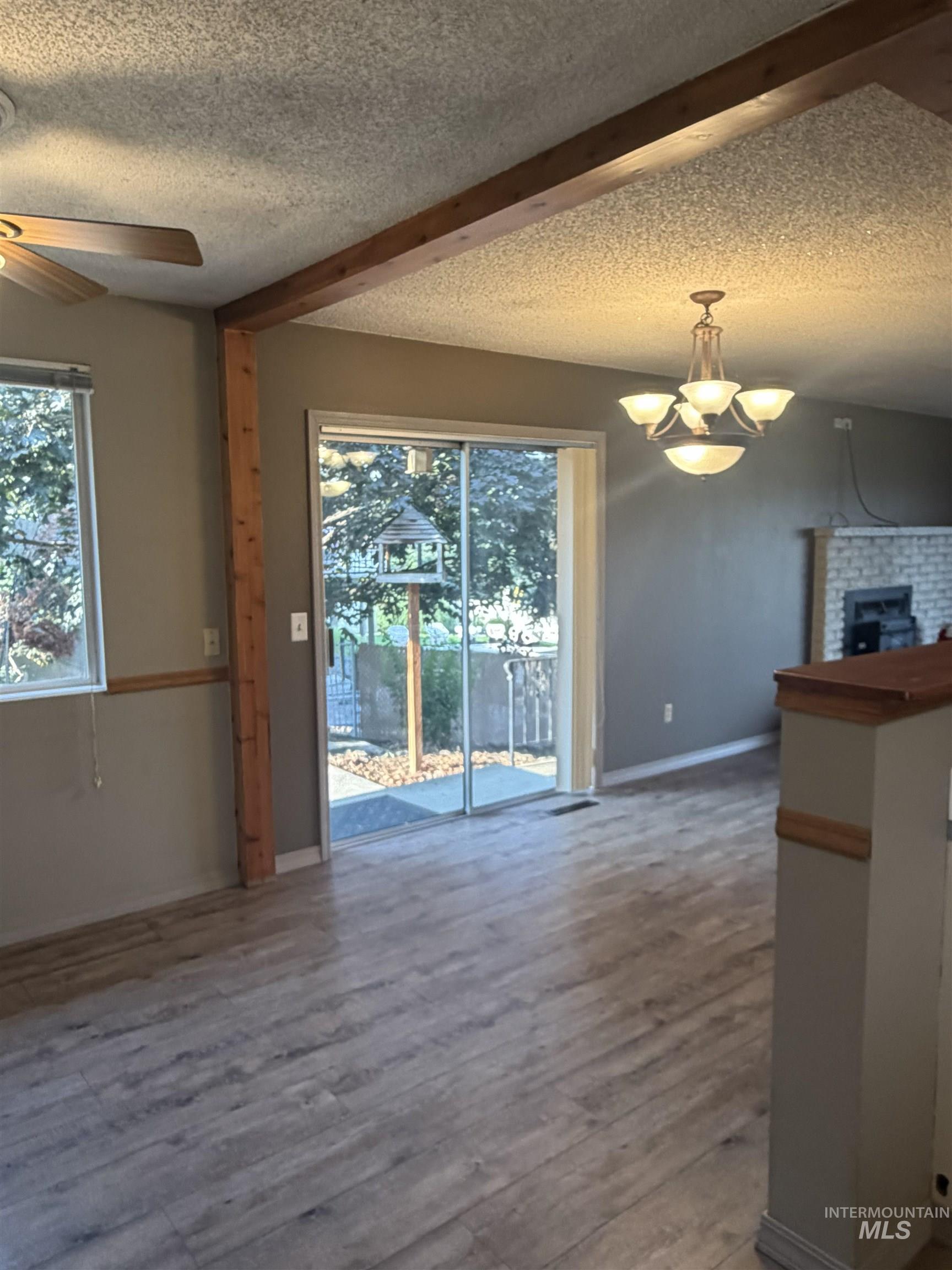 3314 Meadowlark Dr. Property Photo 5