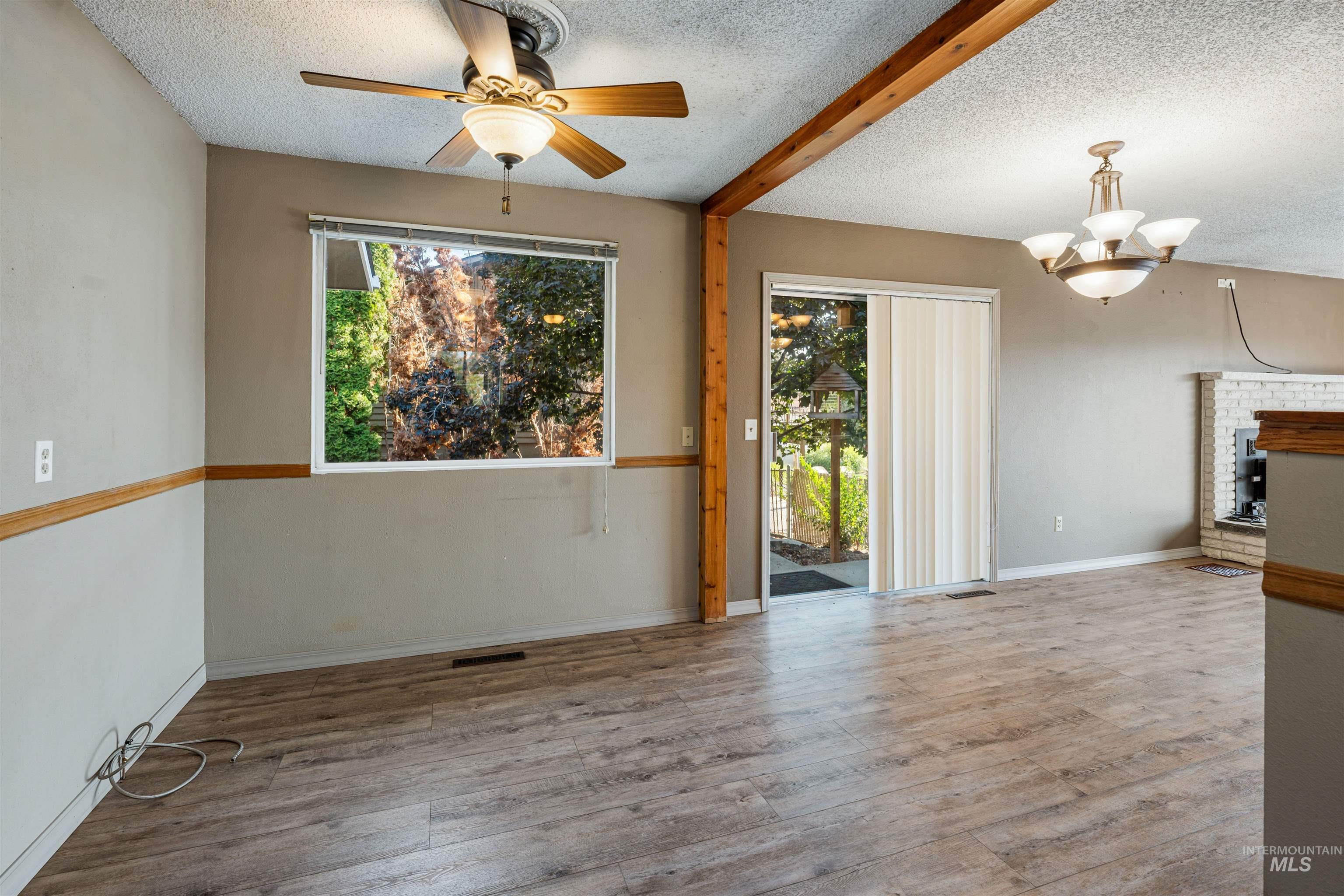 3314 Meadowlark Dr. Property Photo 11