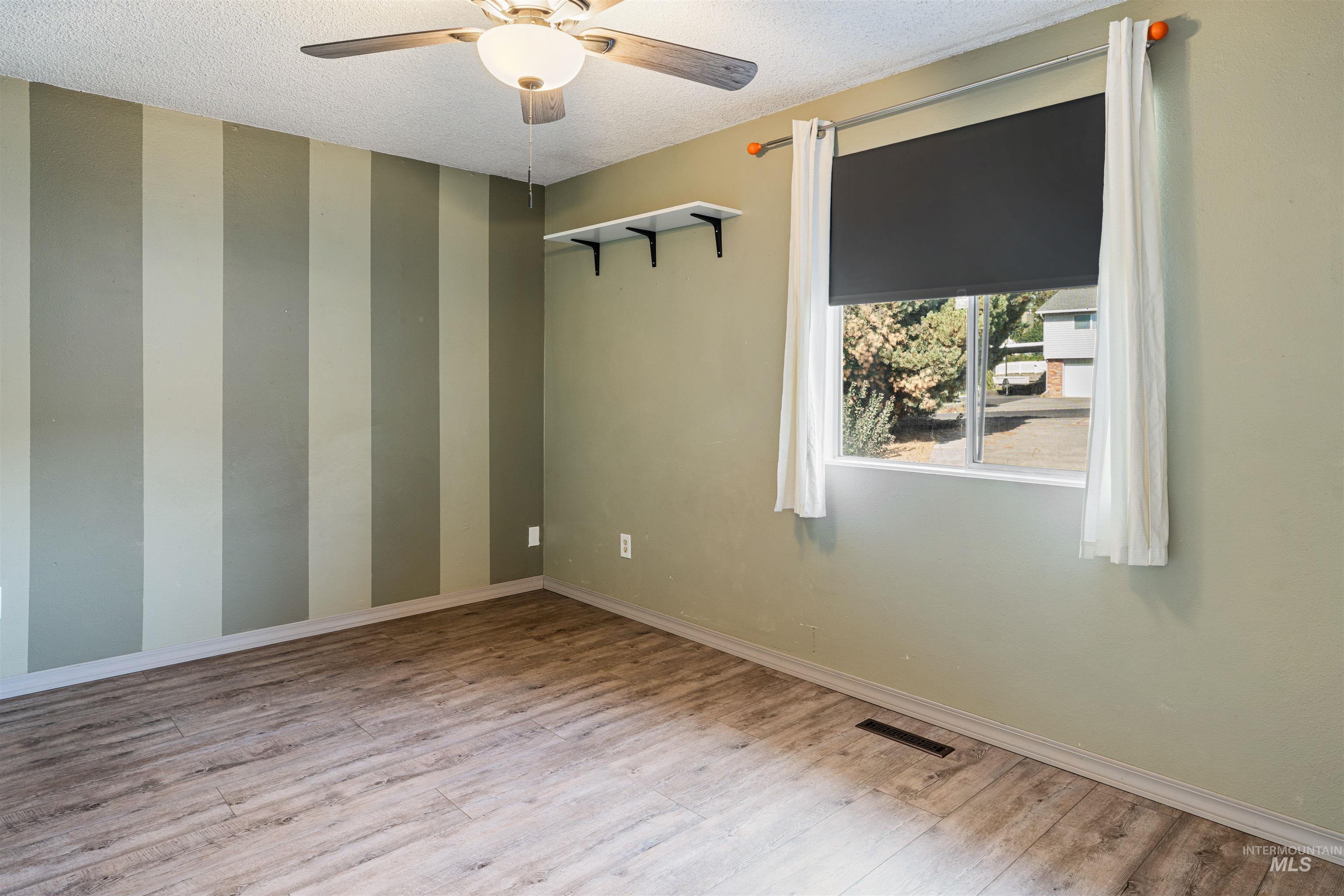 3314 Meadowlark Dr. Property Photo 15