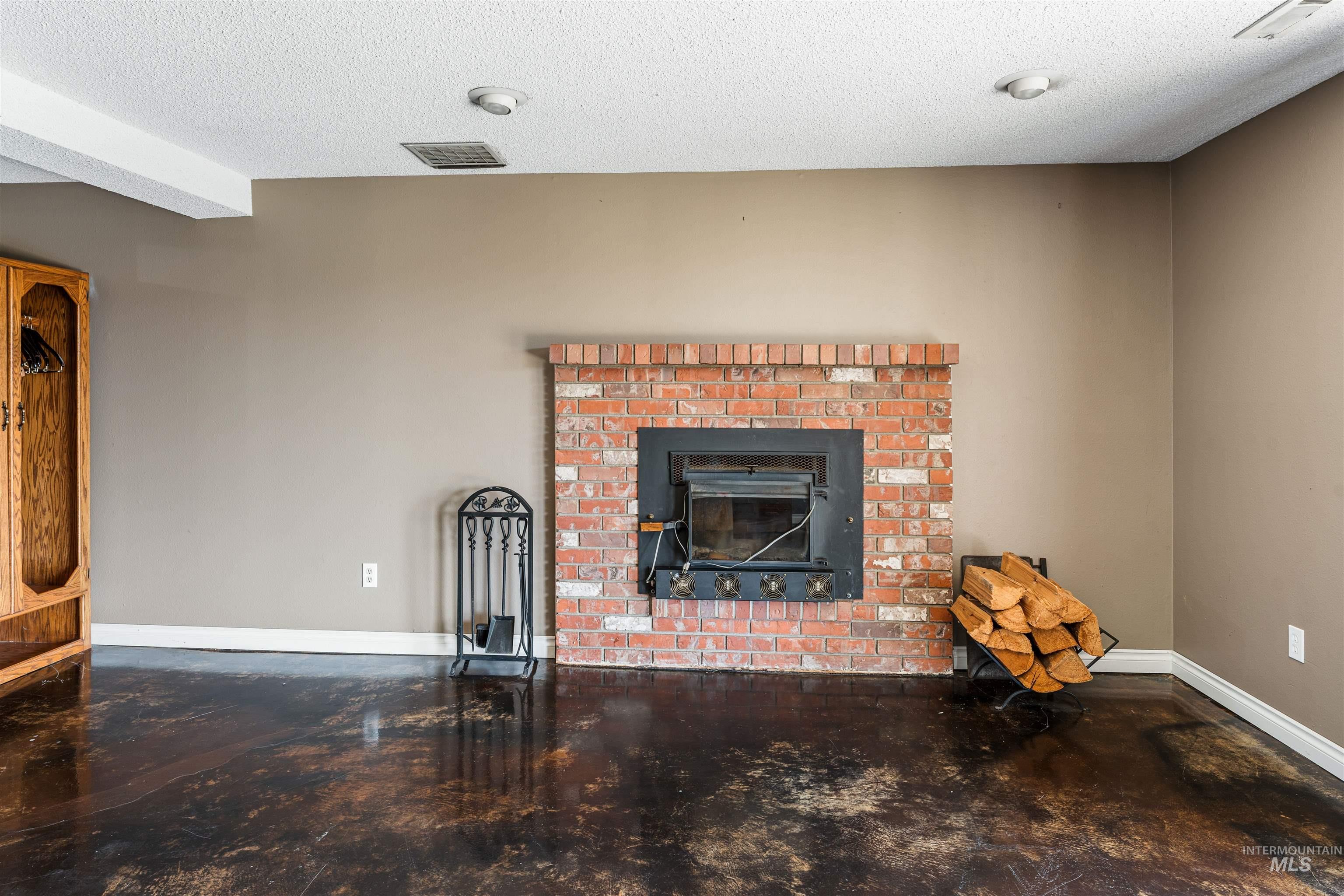 3314 Meadowlark Dr. Property Photo 23