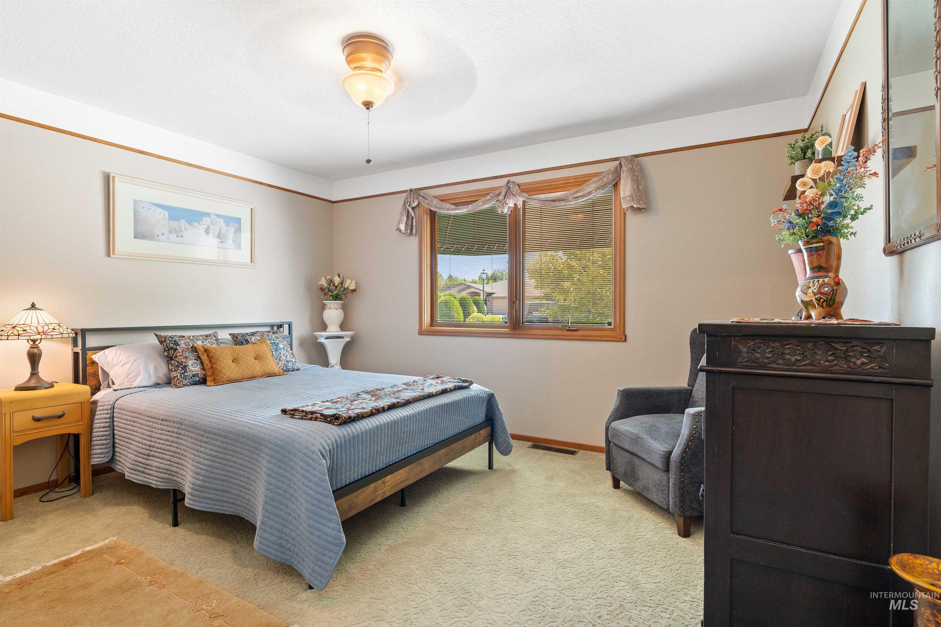 2353 Twin Oaks Park Property Photo 18