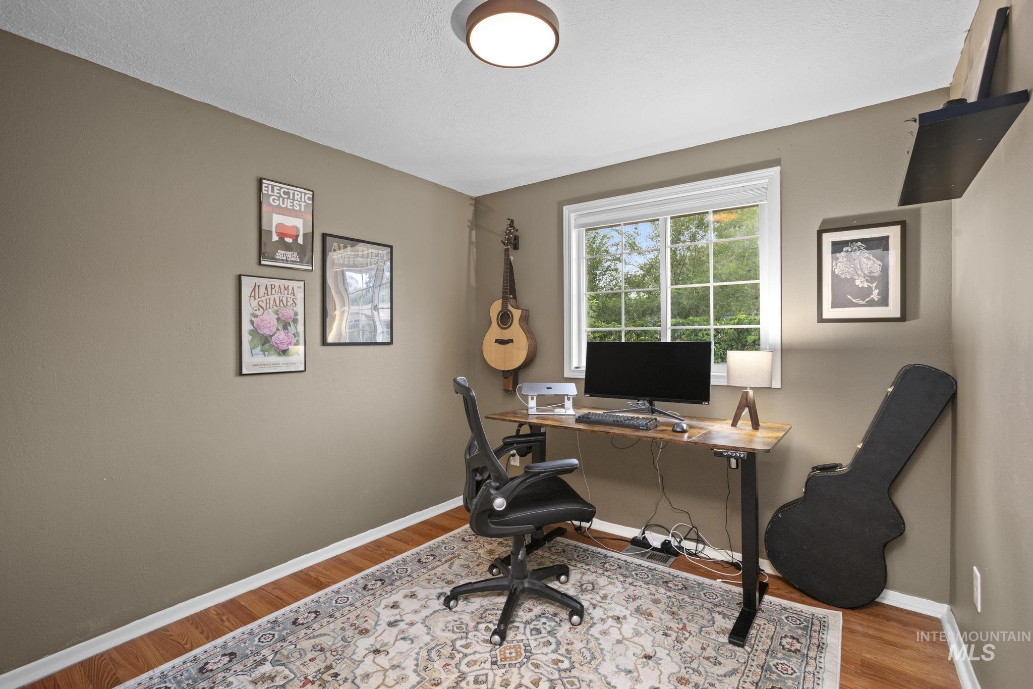 1817 S Eagleson Rd Property Photo 16