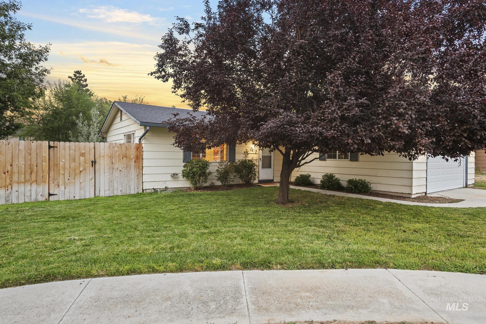 1817 S Eagleson Rd Property Photo 24