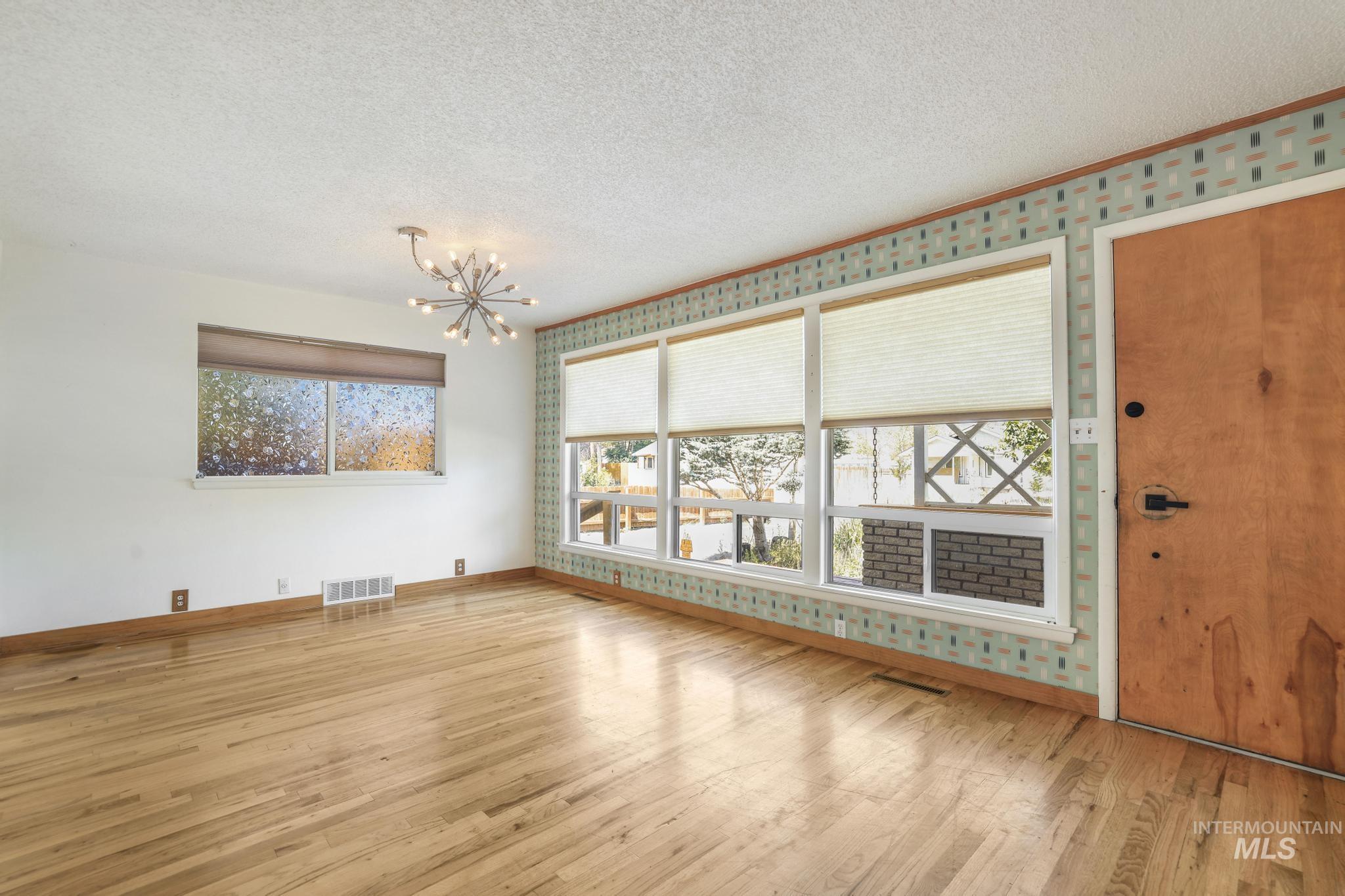 117 5th St. Property Photo 6