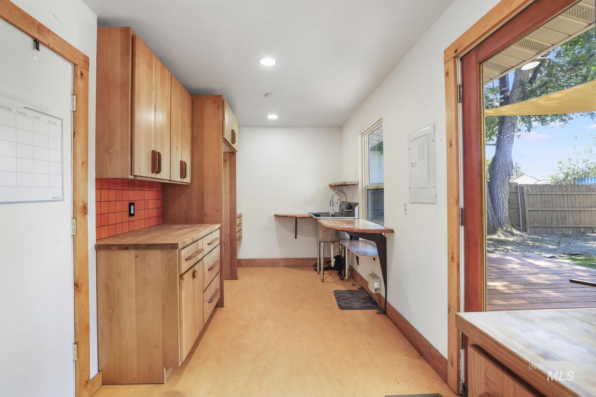 117 5th St. Property Photo 16