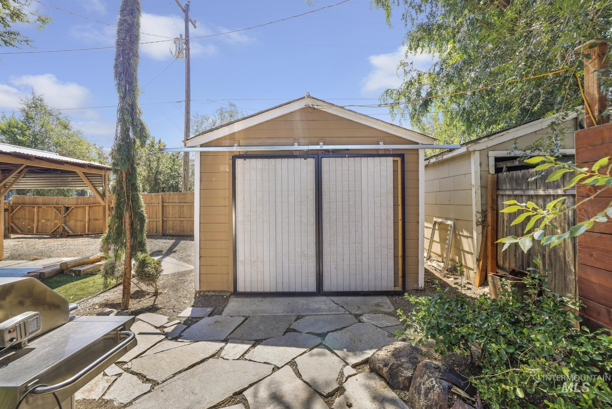 117 5th St. Property Photo 30
