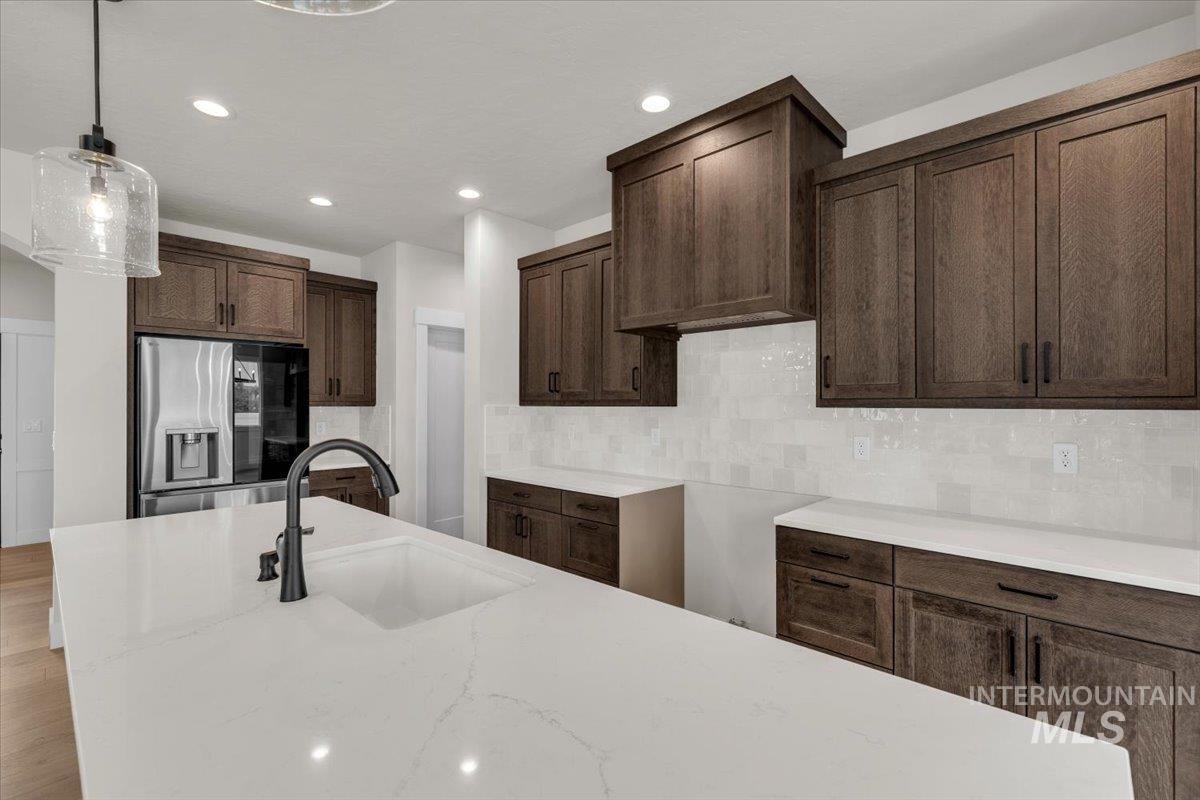 72 S Ravine Way Property Photo 9