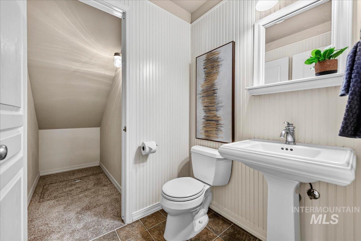 2710 W Crossland Property Photo 18