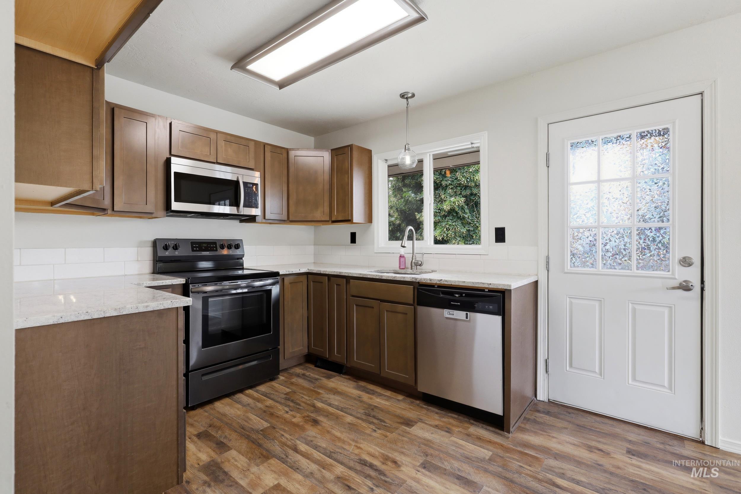 2813 N Francis St Property Photo 6