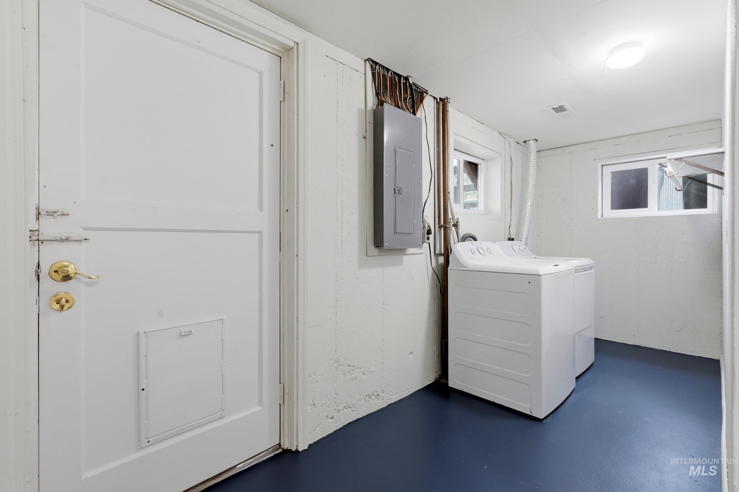 2813 N Francis St Property Photo 23