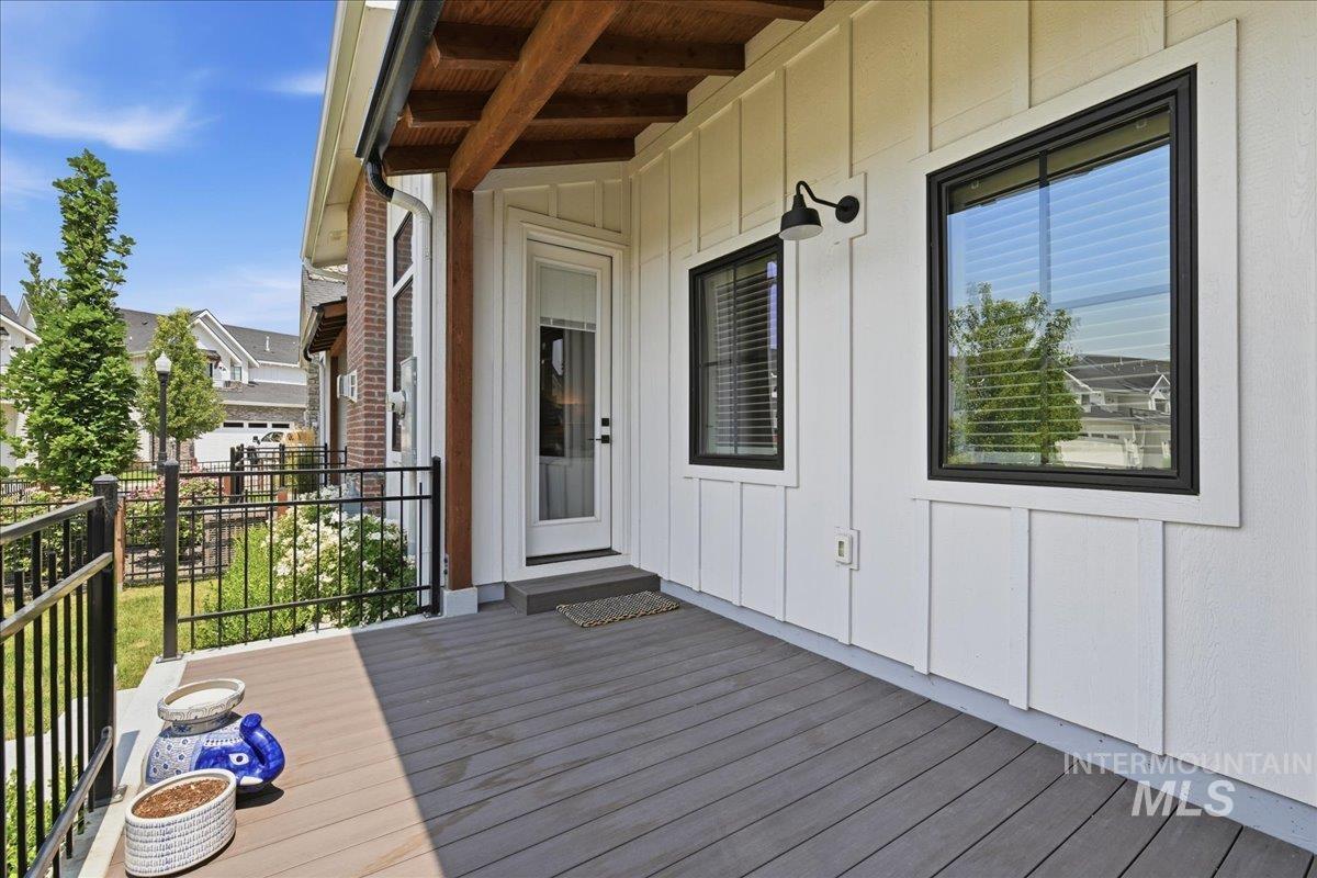 6639 N Asissi Ln Property Photo 32