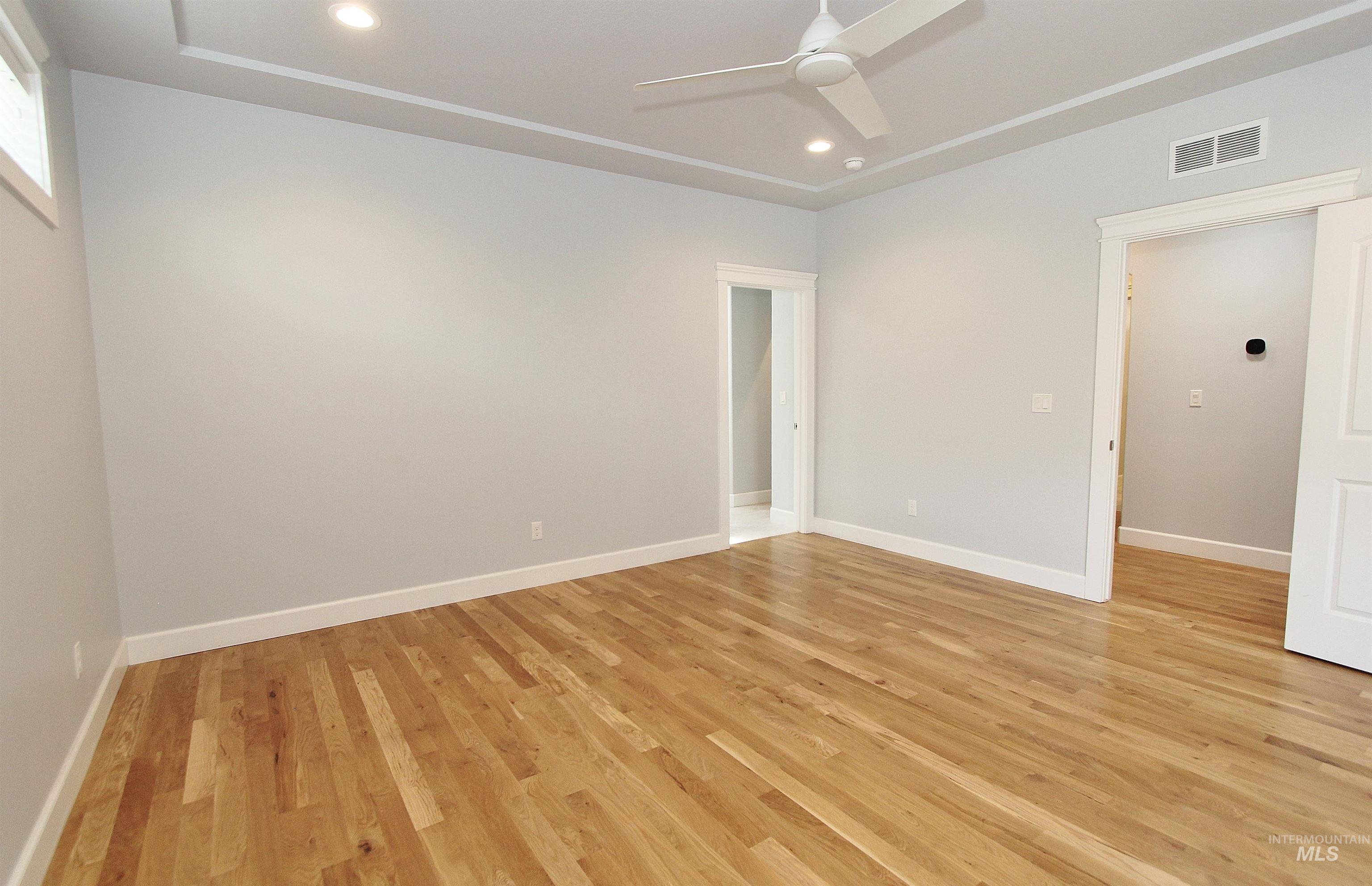 1363 W Bolton Lane Property Photo 15