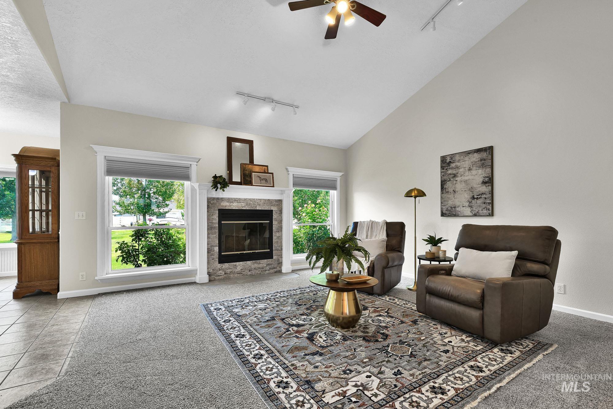 15585 Moonstruck Dr Property Photo 7