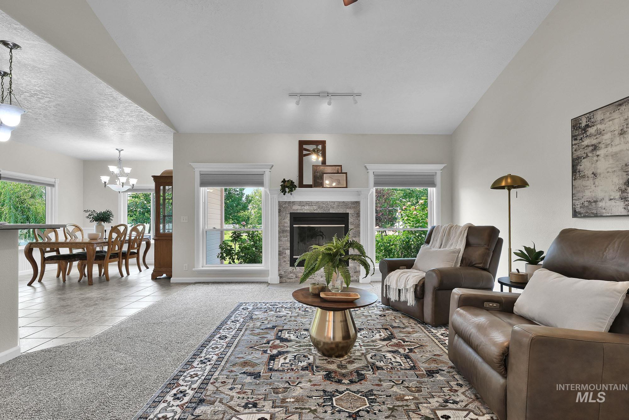 15585 Moonstruck Dr Property Photo 10