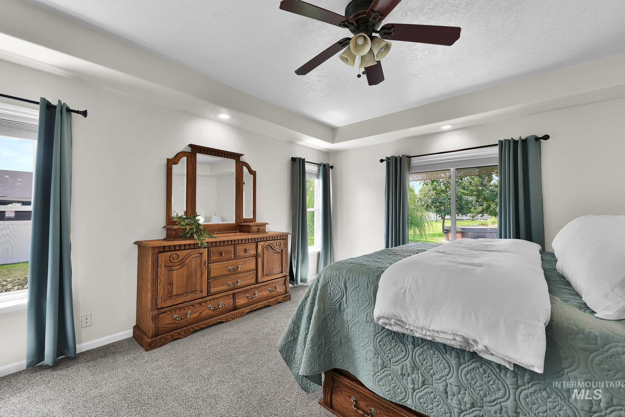 15585 Moonstruck Dr Property Photo 18