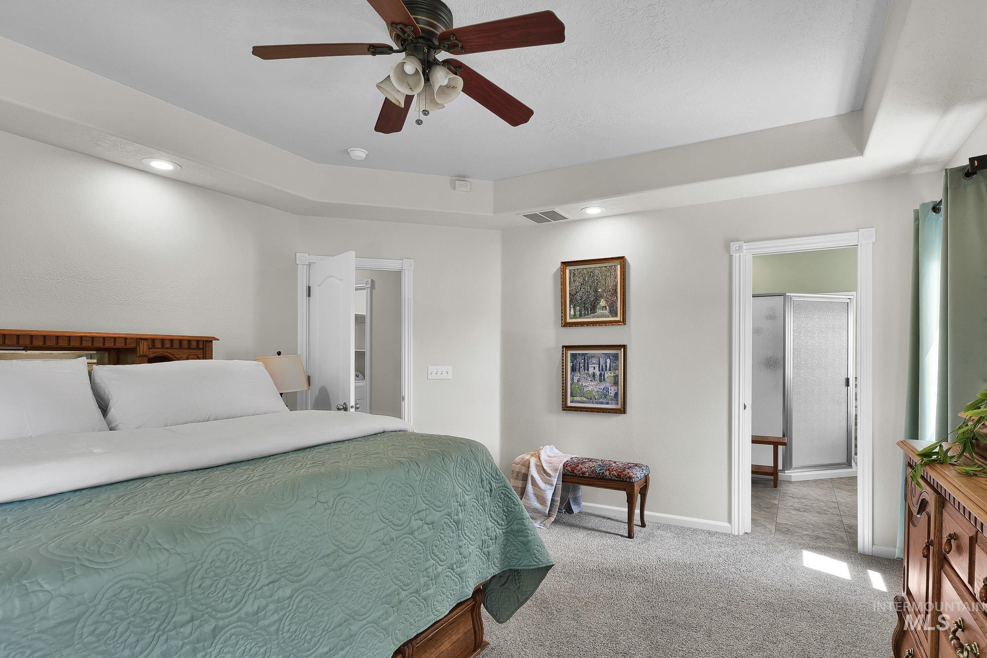 15585 Moonstruck Dr Property Photo 20