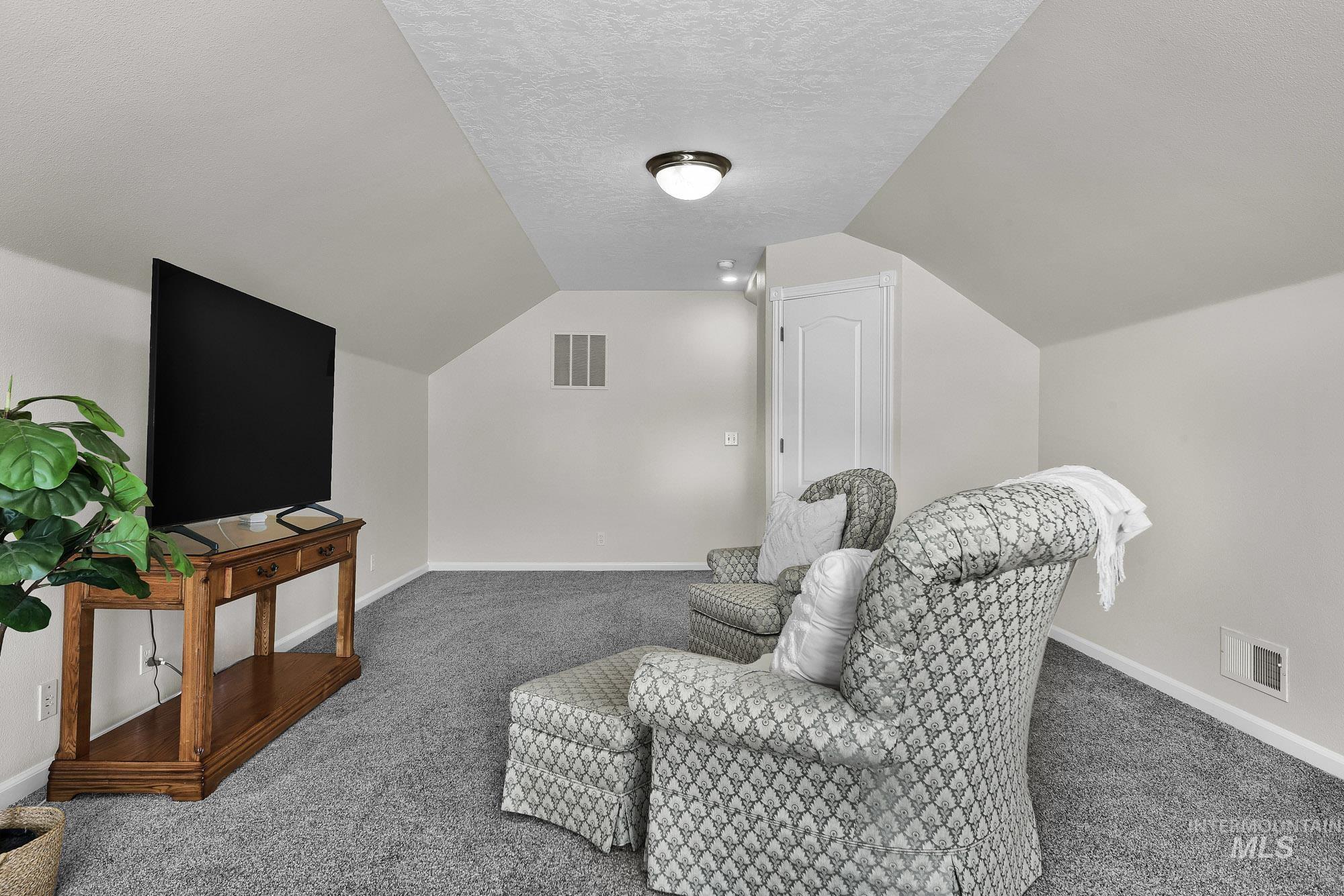 15585 Moonstruck Dr Property Photo 37