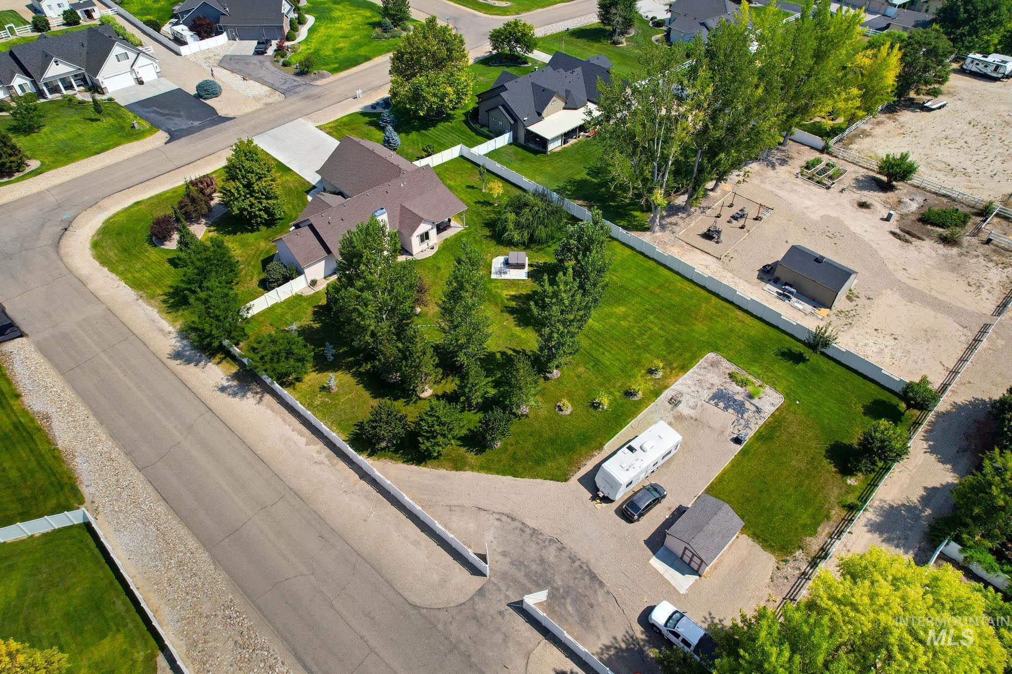 15585 Moonstruck Dr Property Photo 50