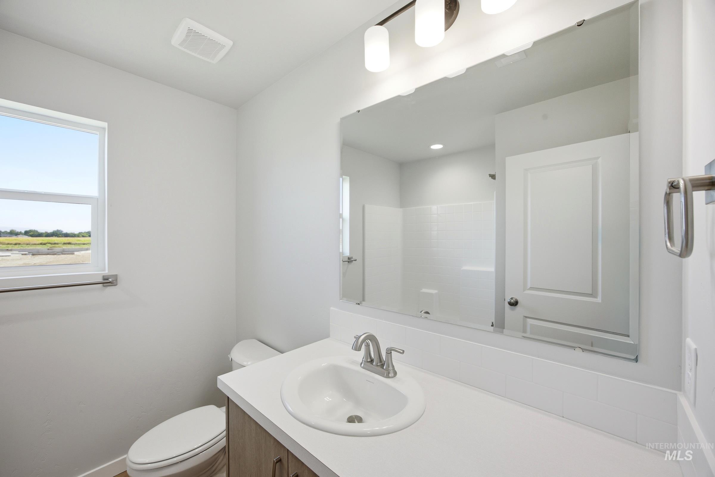 1681 Celina St Property Photo 12