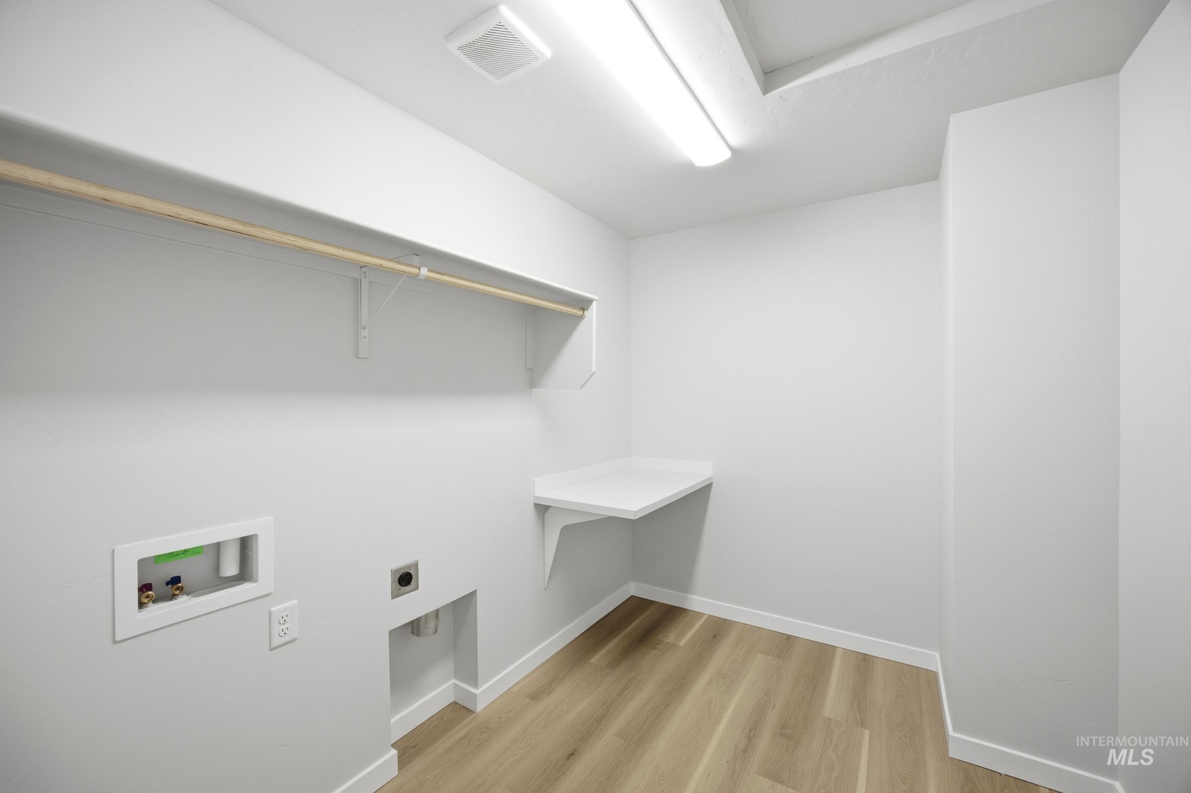 1681 Celina St Property Photo 17