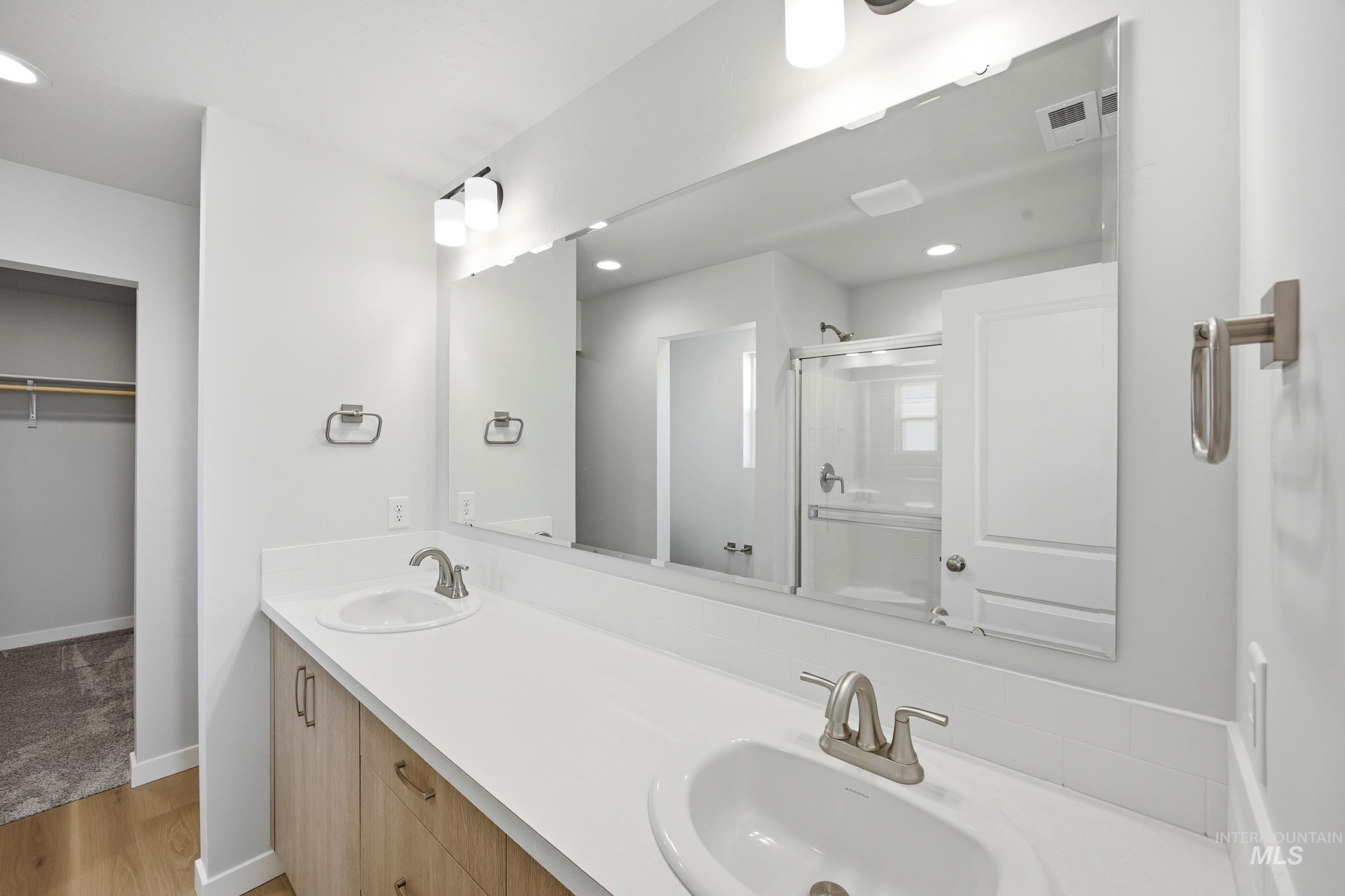 1681 Celina St Property Photo 20