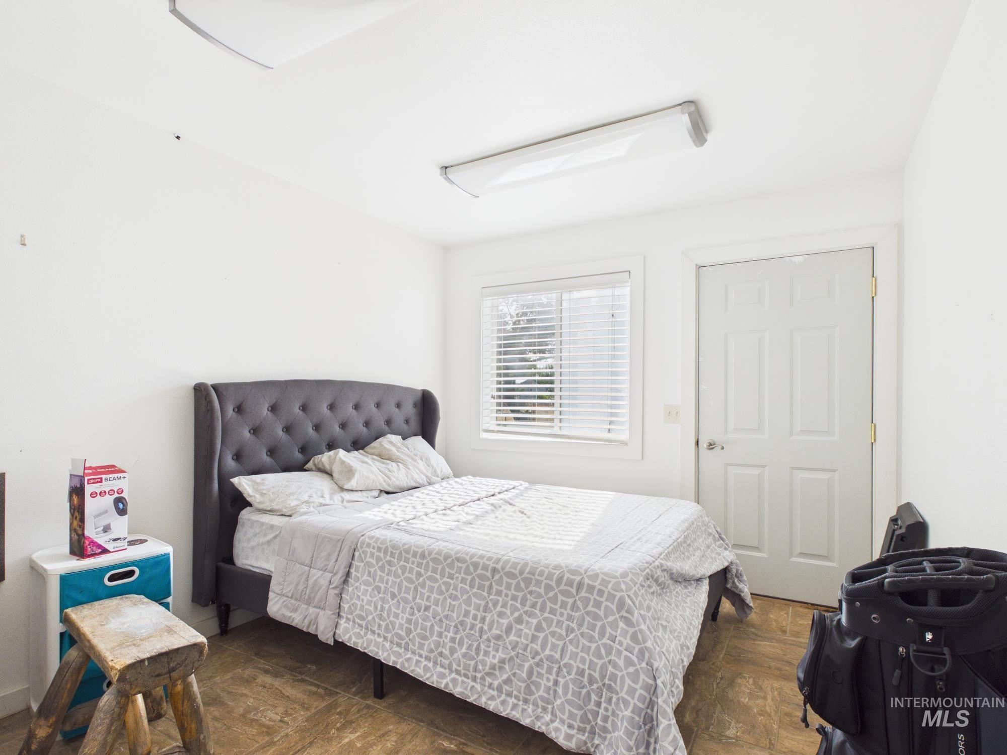 416 Park Ave. Property Photo 11