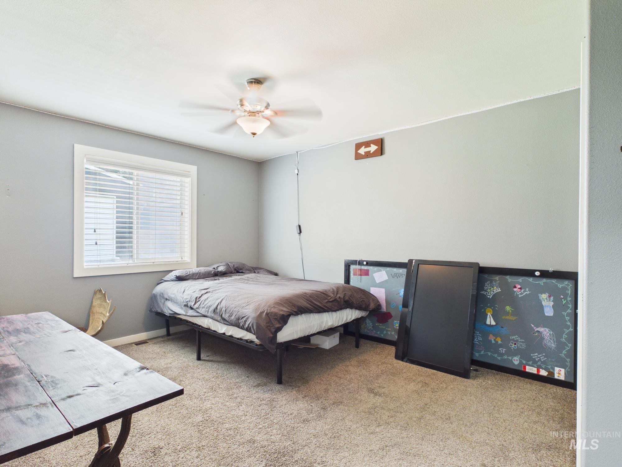 416 Park Ave. Property Photo 12