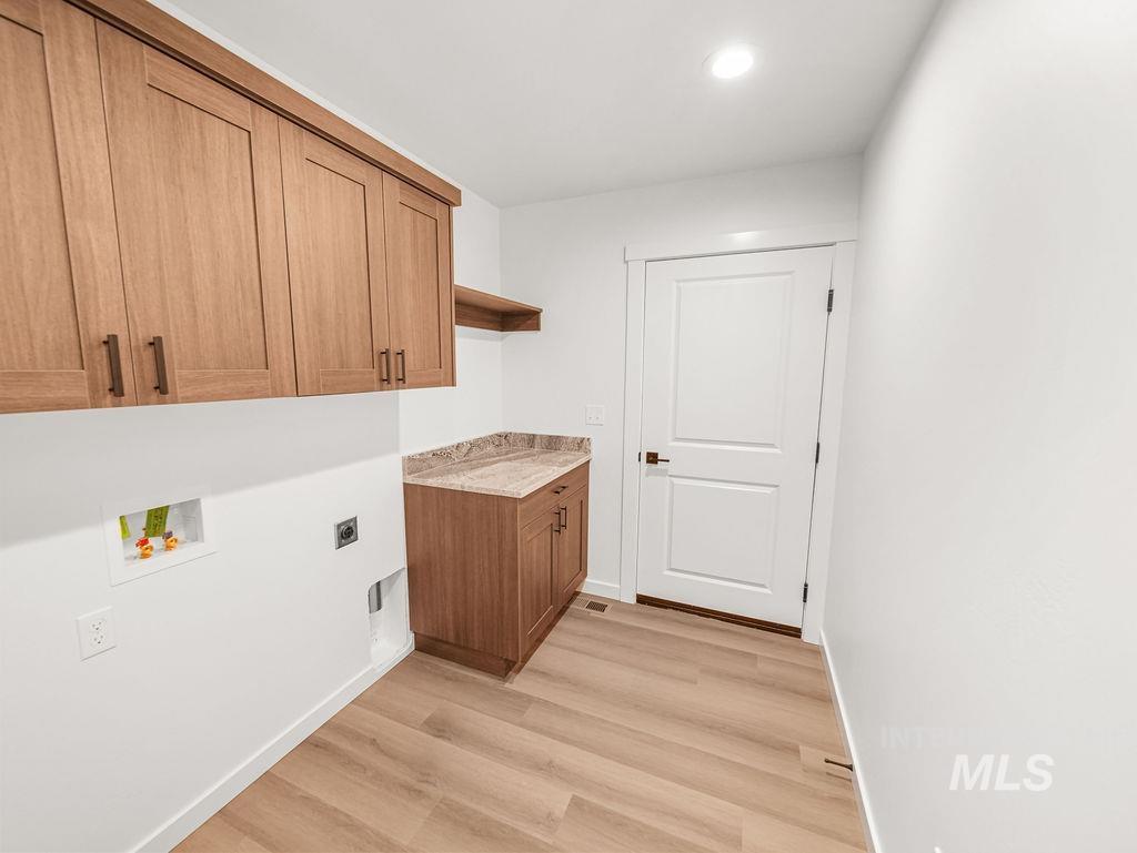 1243 Magic Rd Property Photo 25